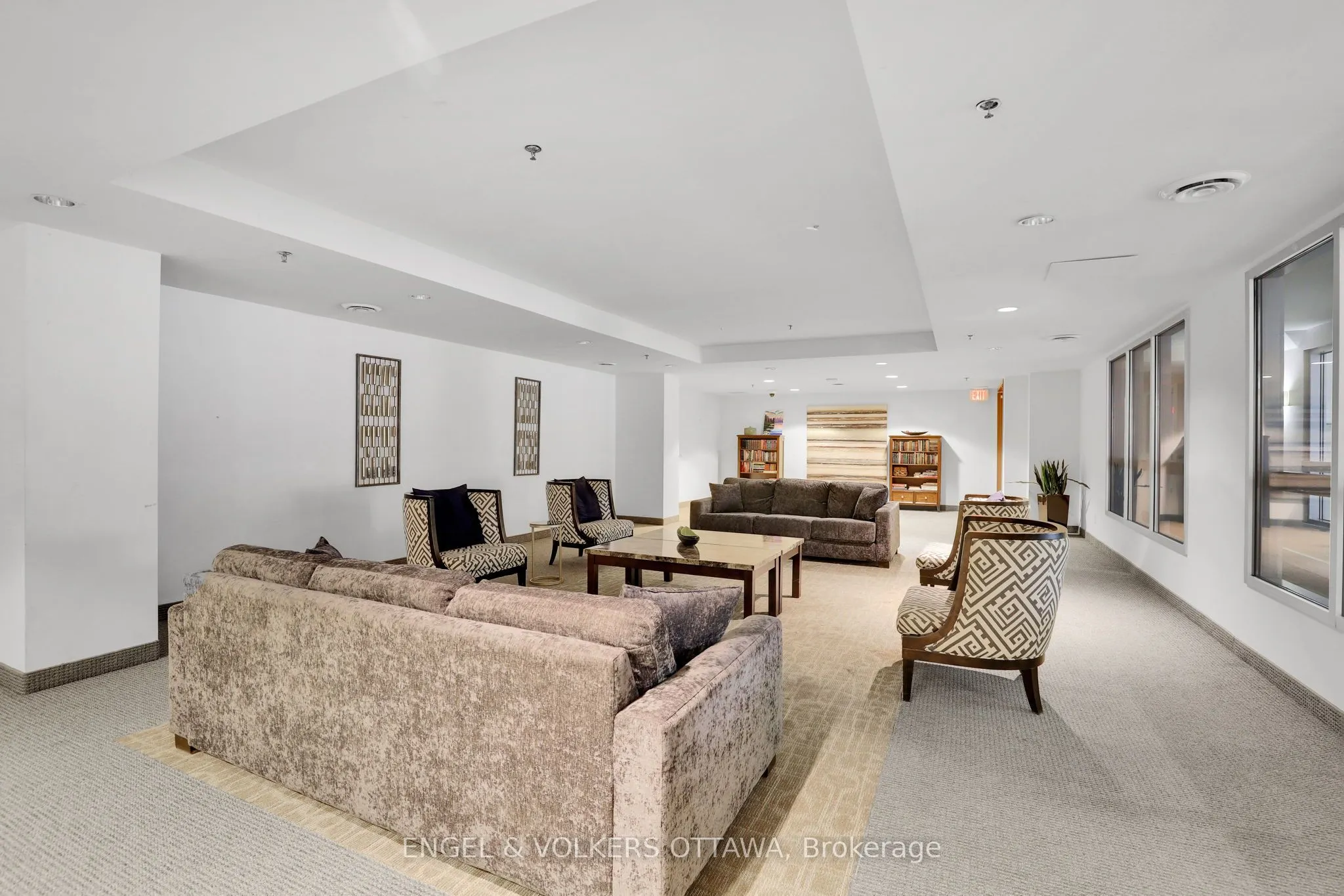 195 Besserer Street, #202