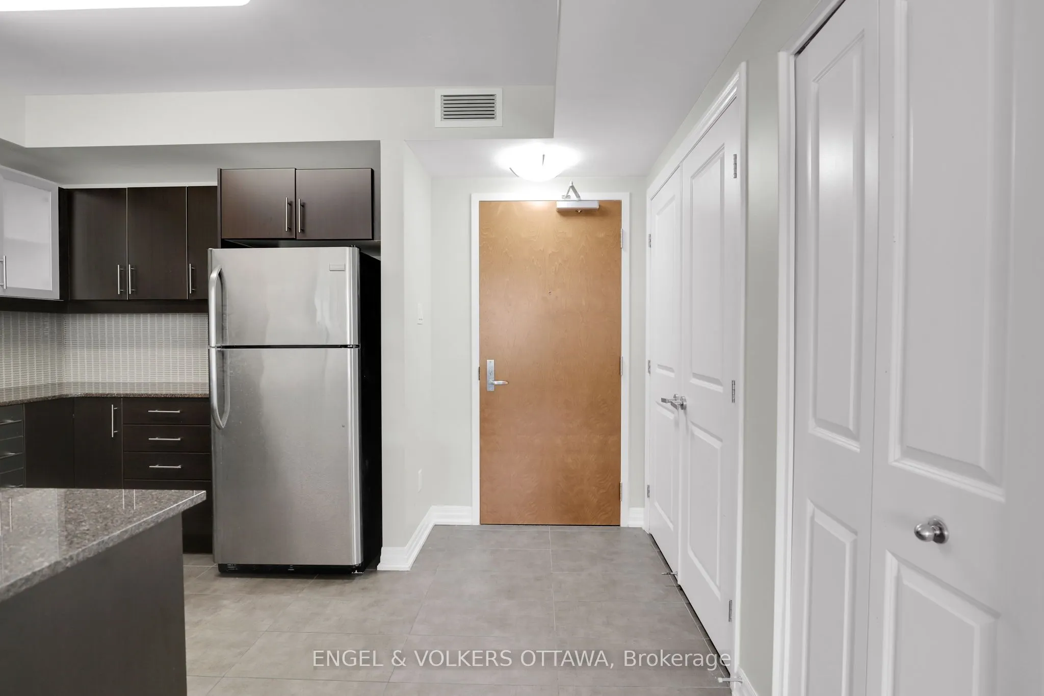 195 Besserer Street, #202
