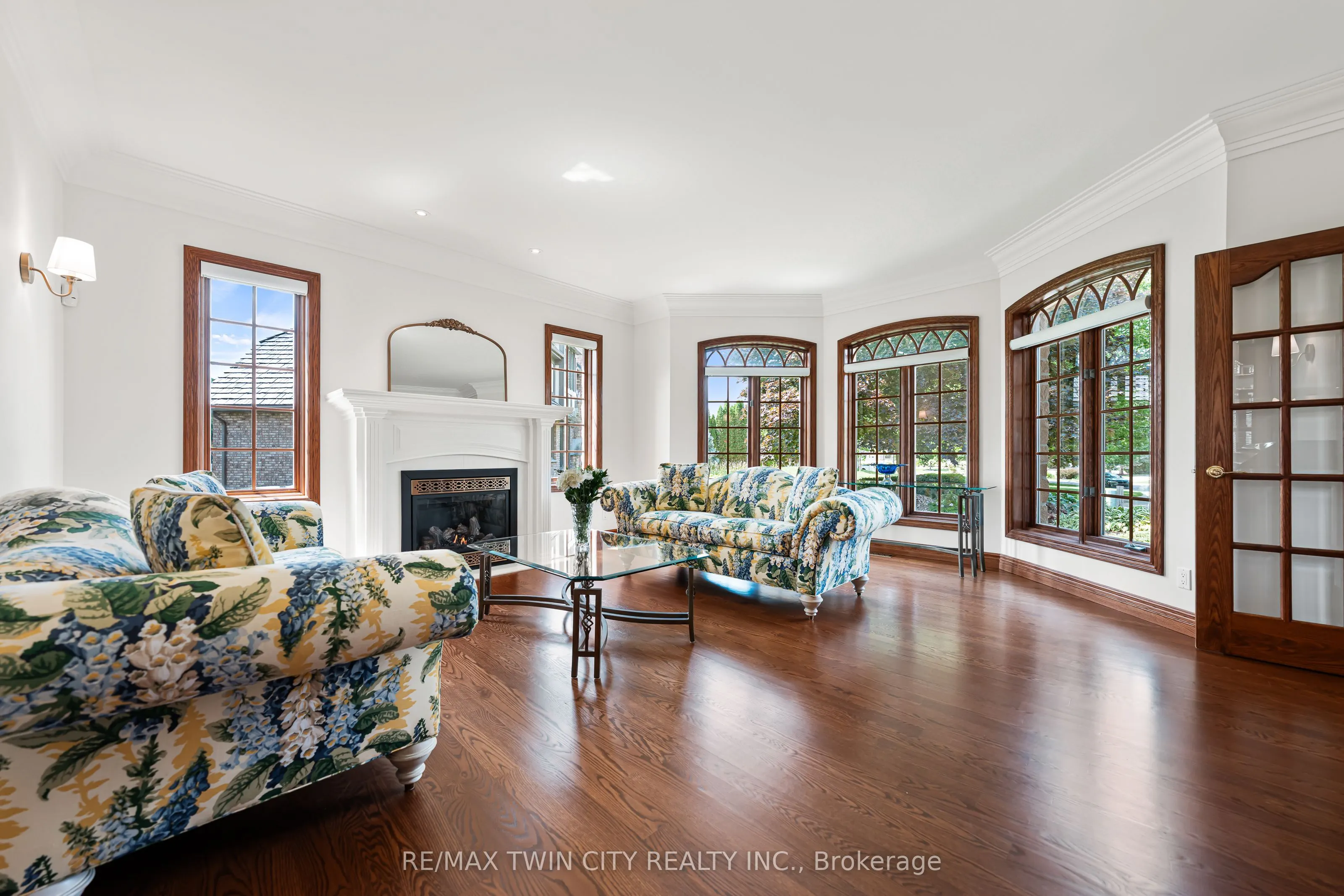375 River Oak Place