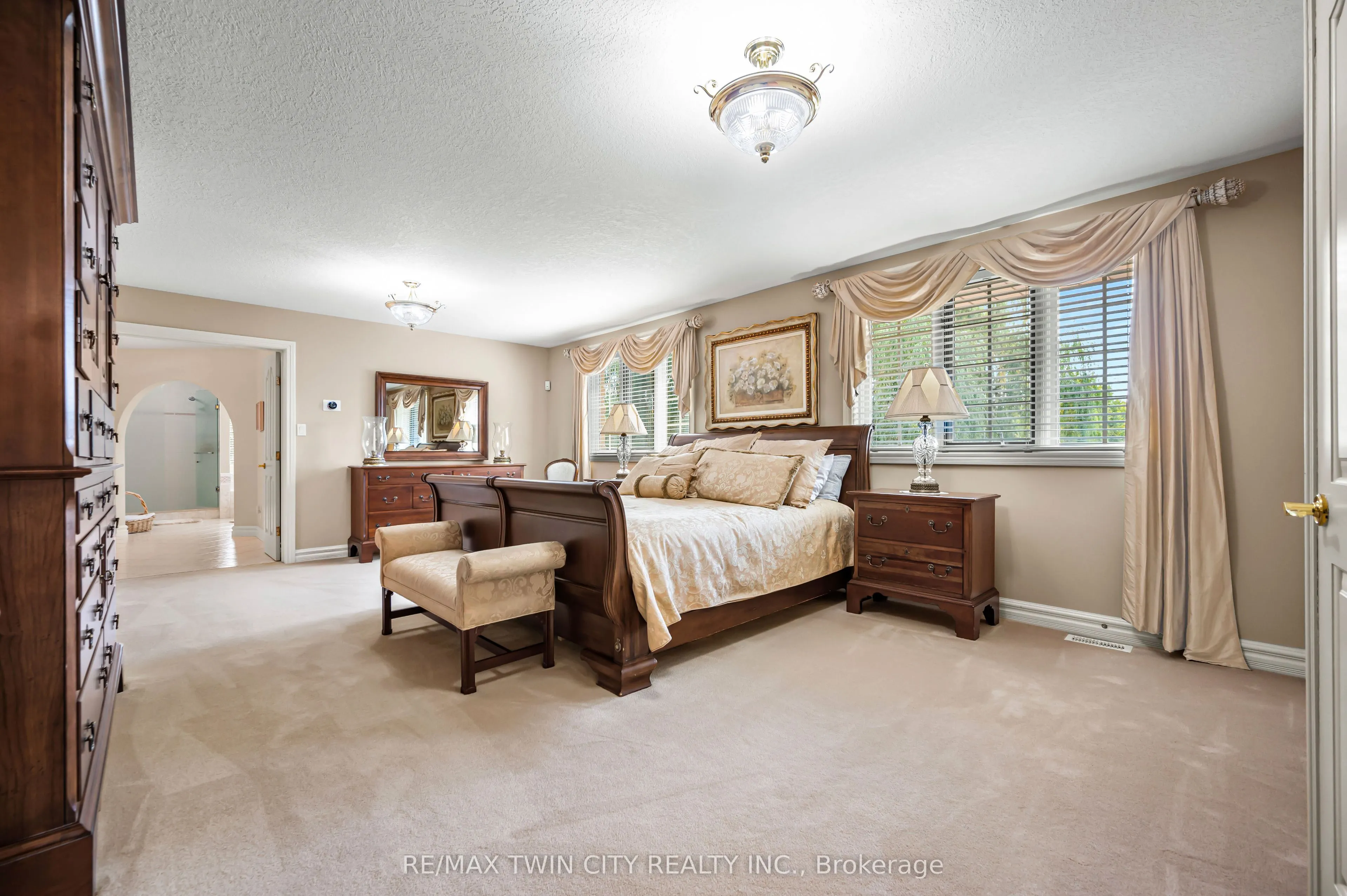 375 River Oak Place