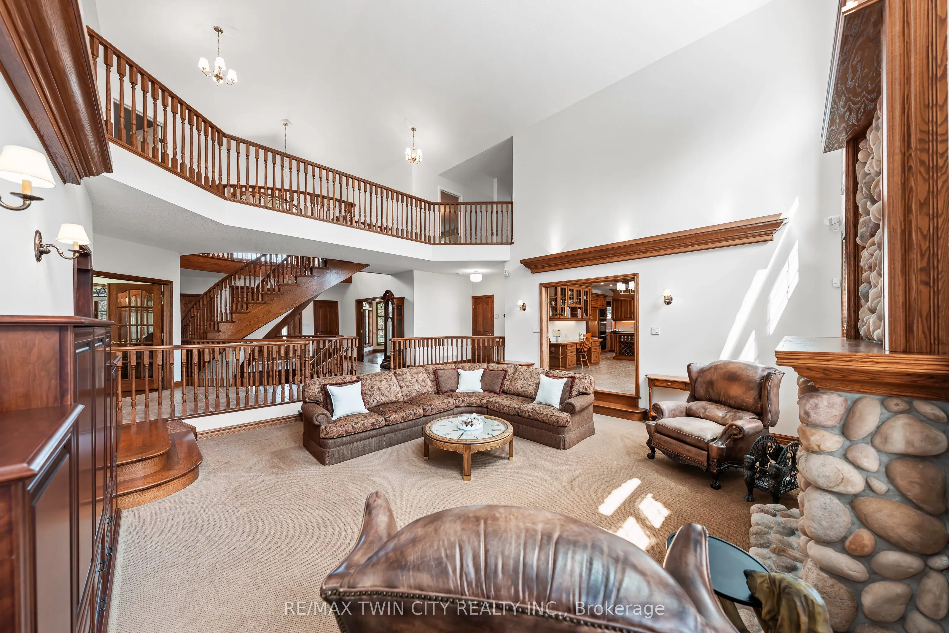 375 River Oak Place