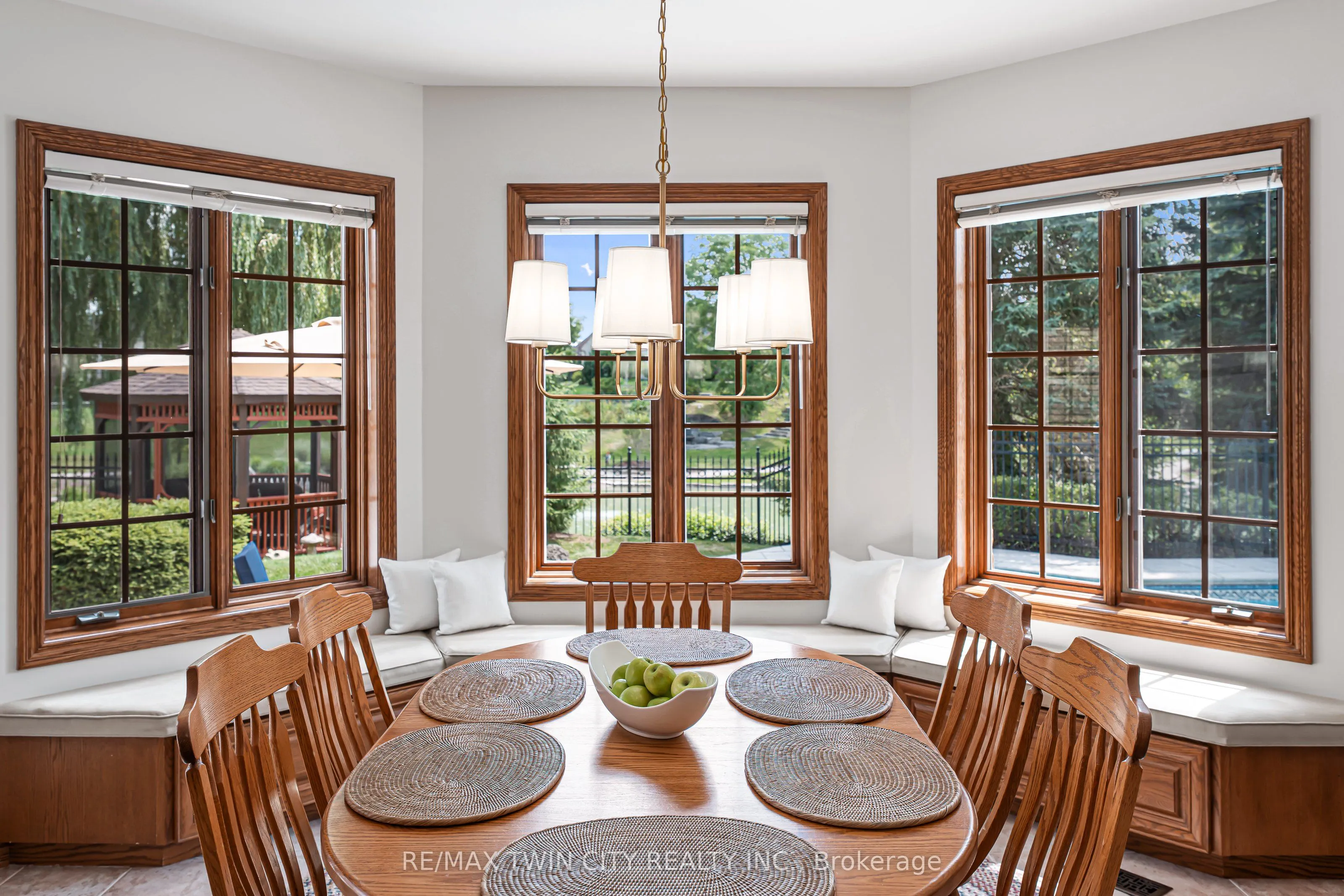 375 River Oak Place