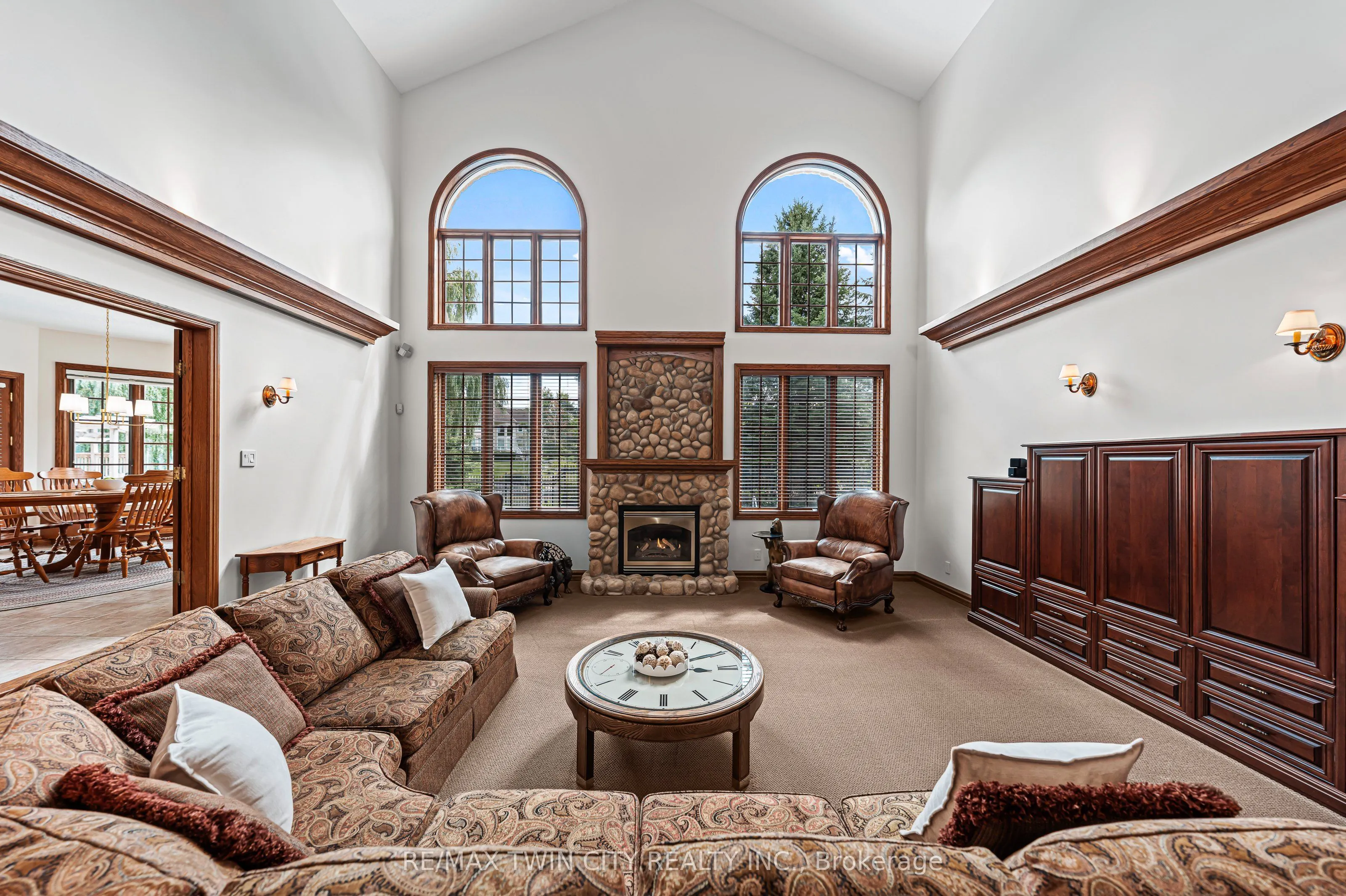 375 River Oak Place