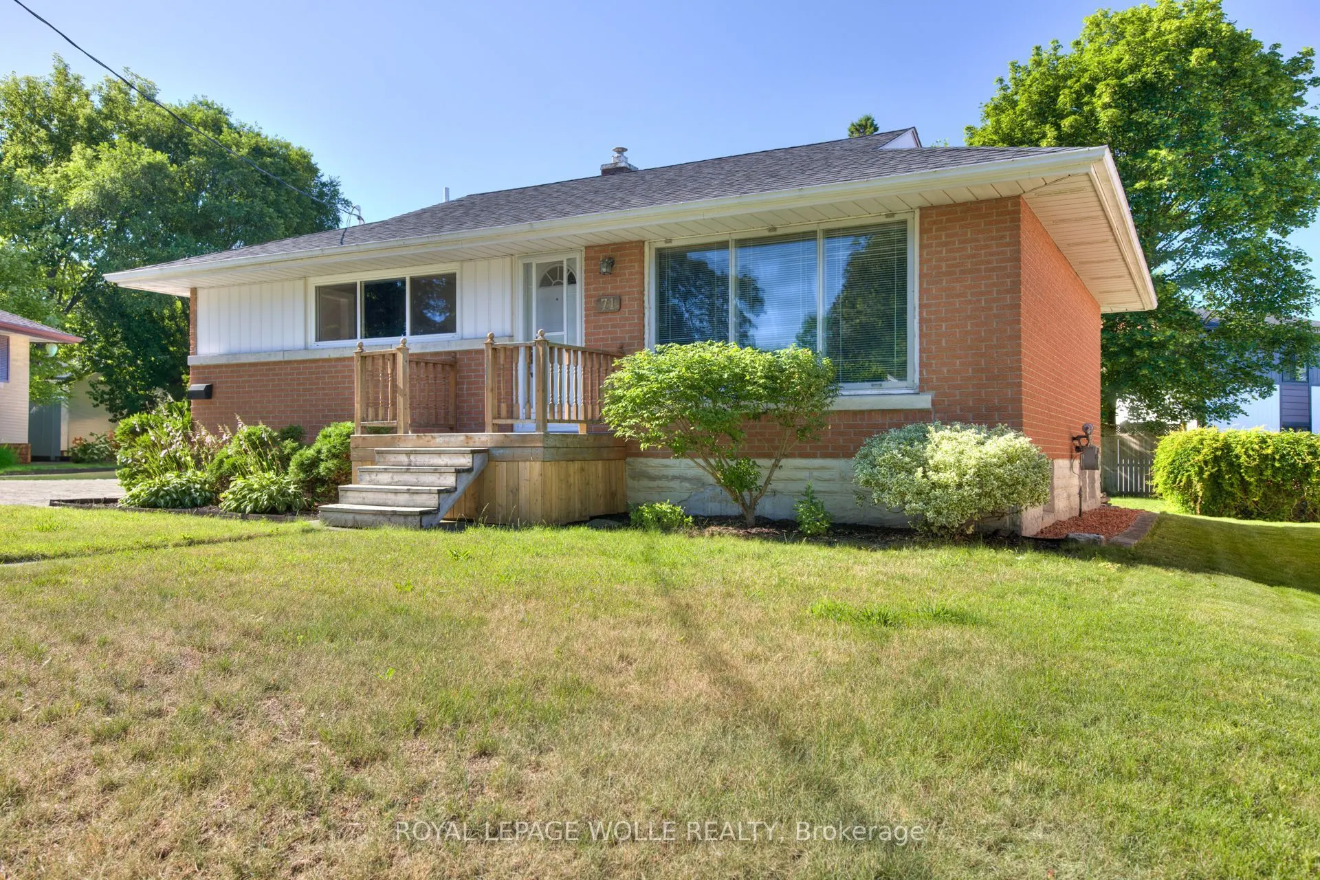 71 Broadmoor Avenue