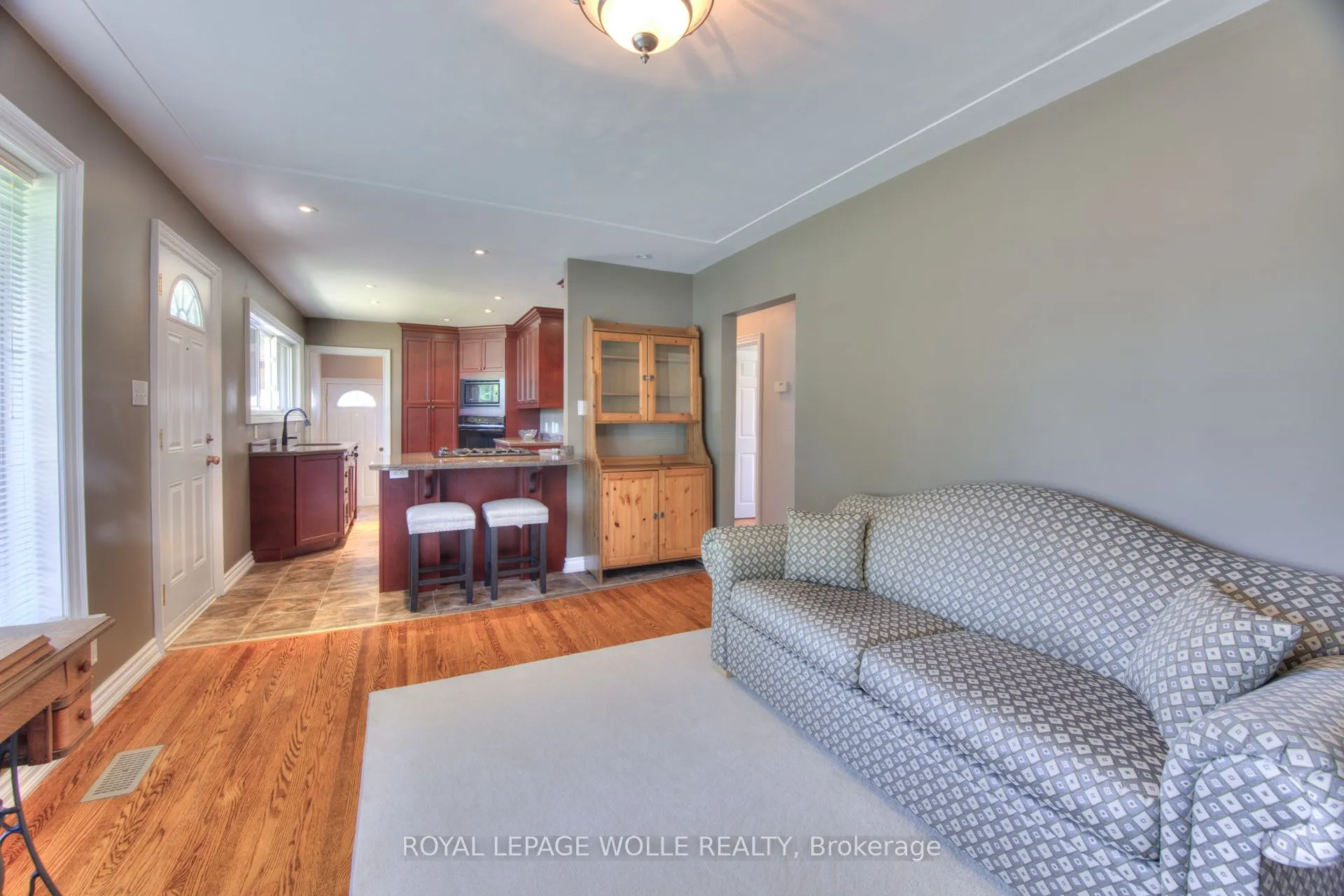 71 Broadmoor Avenue
