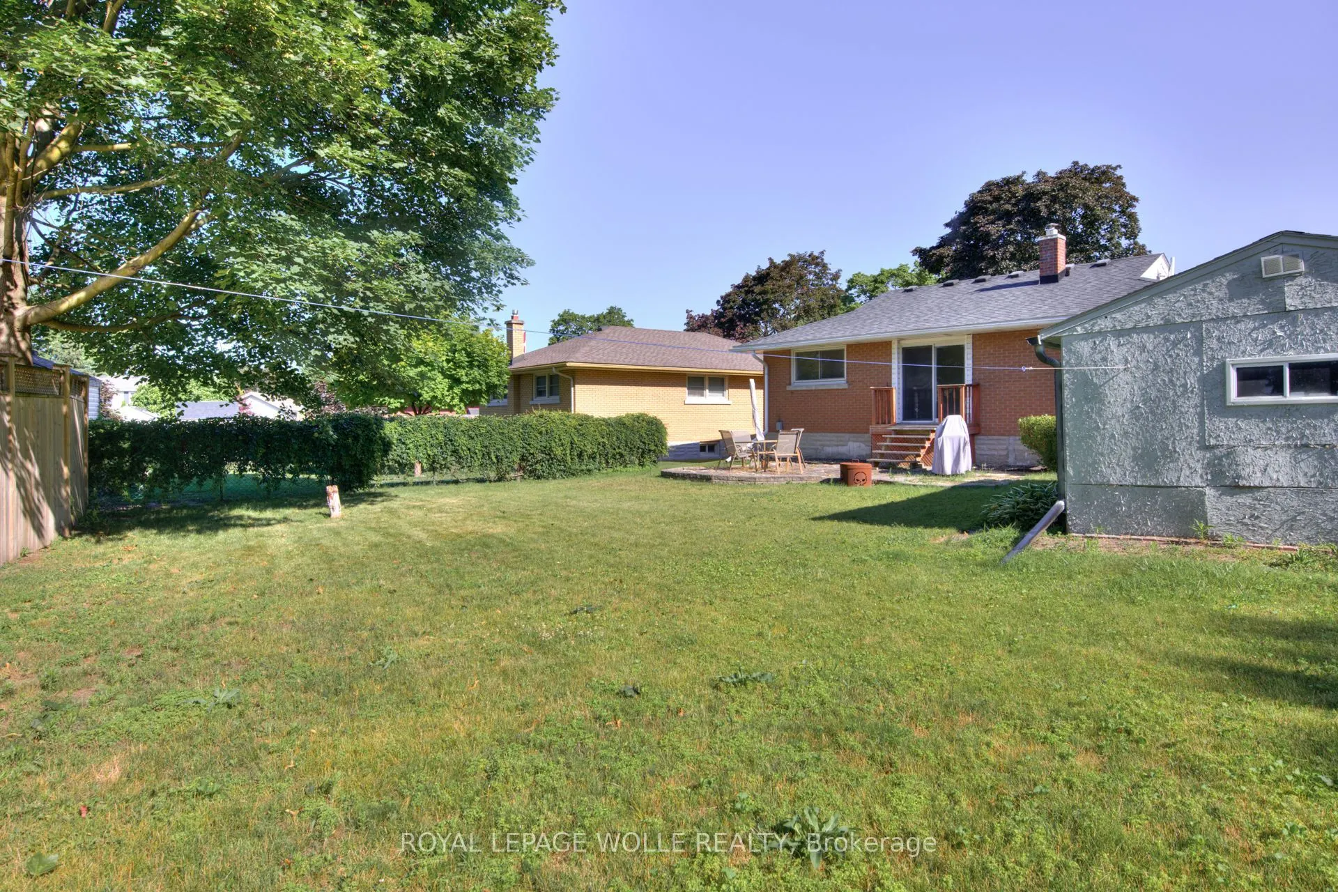 71 Broadmoor Avenue