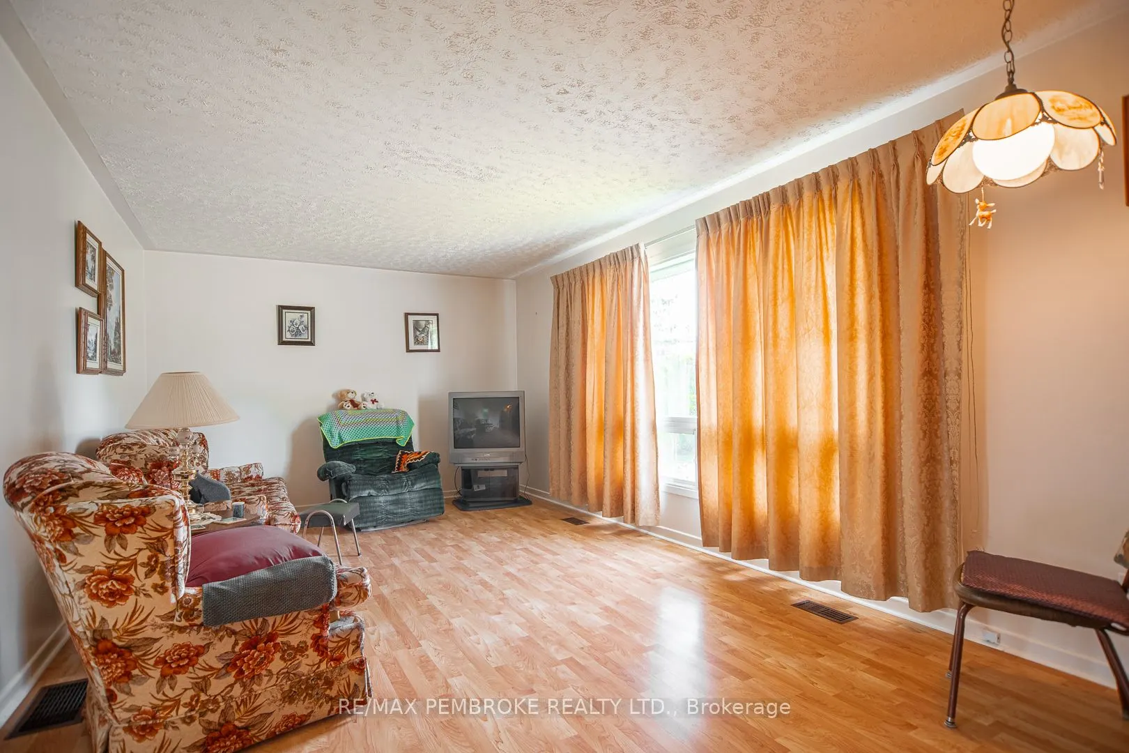 187 Sandy Beach Road