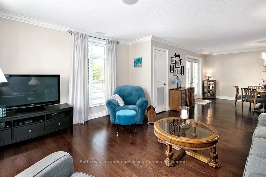 27 Beaver Street S, #101