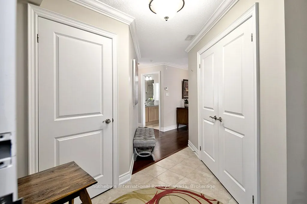 27 Beaver Street S, #101