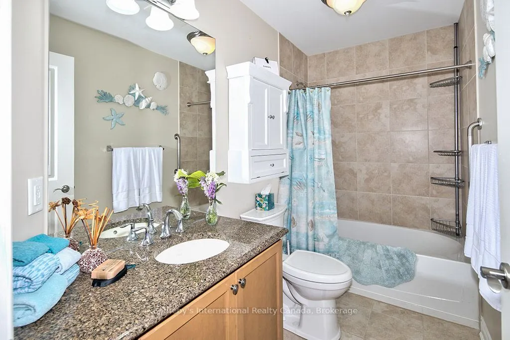 27 Beaver Street S, #101