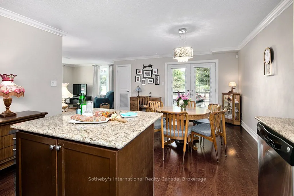 27 Beaver Street S, #101