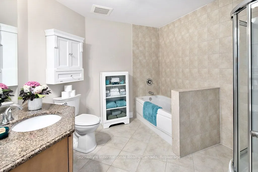 27 Beaver Street S, #101