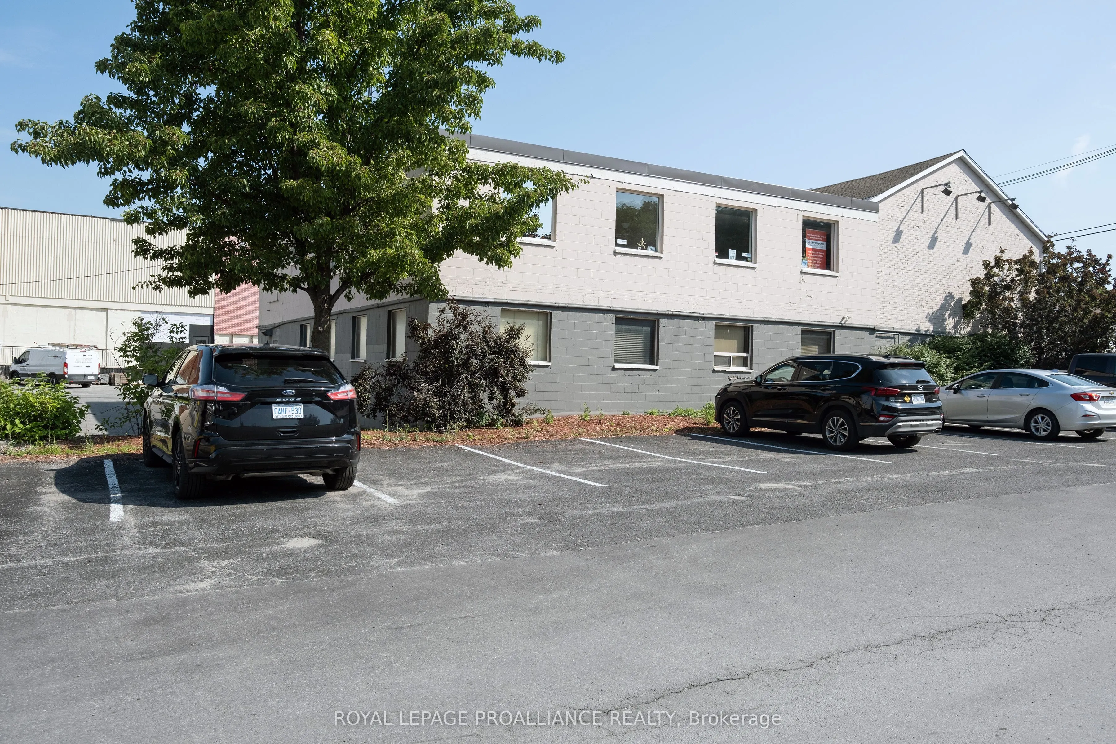 354 Pinnacle Street, #B