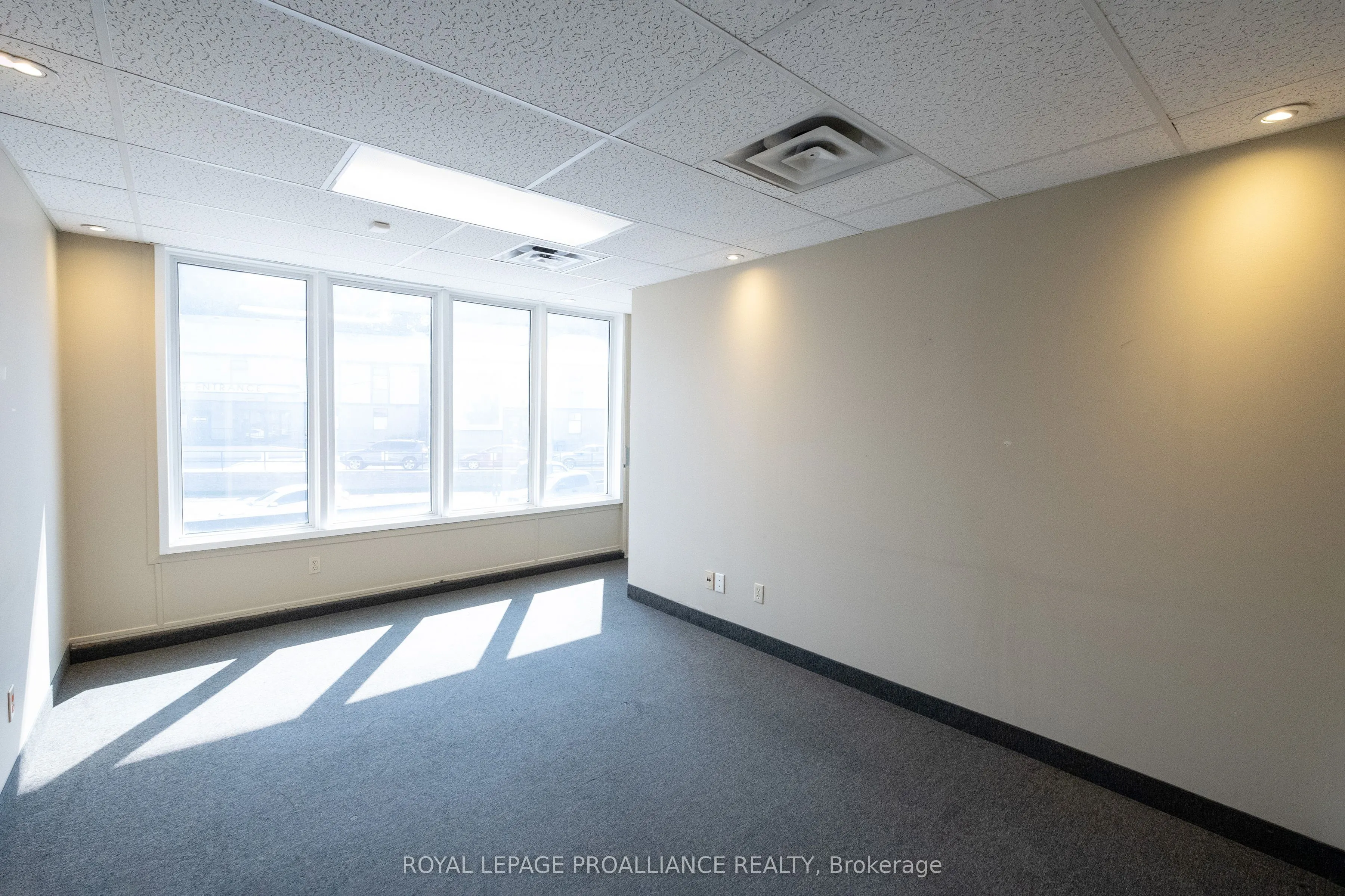 354 Pinnacle Street, #B