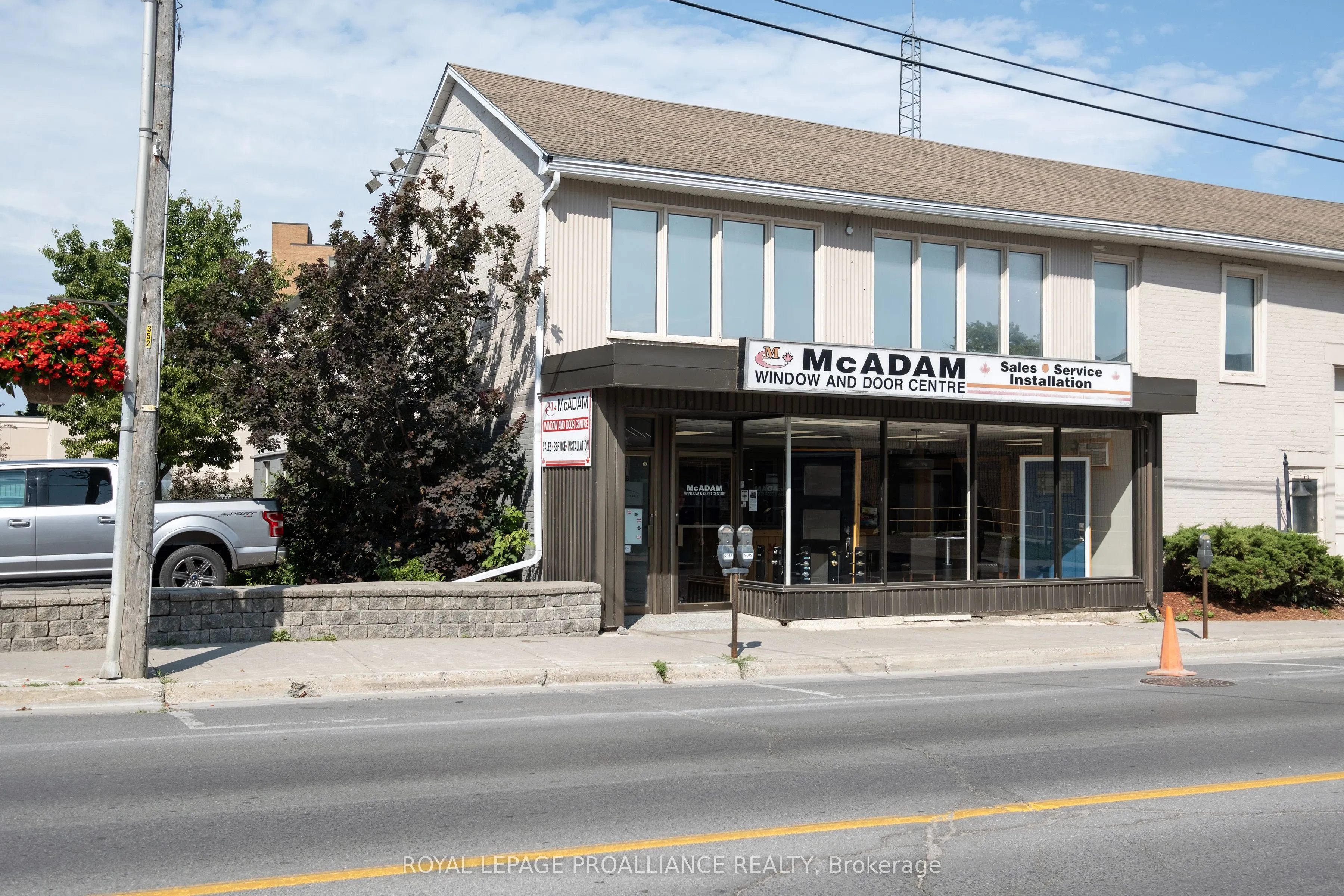 354 Pinnacle Street, #B