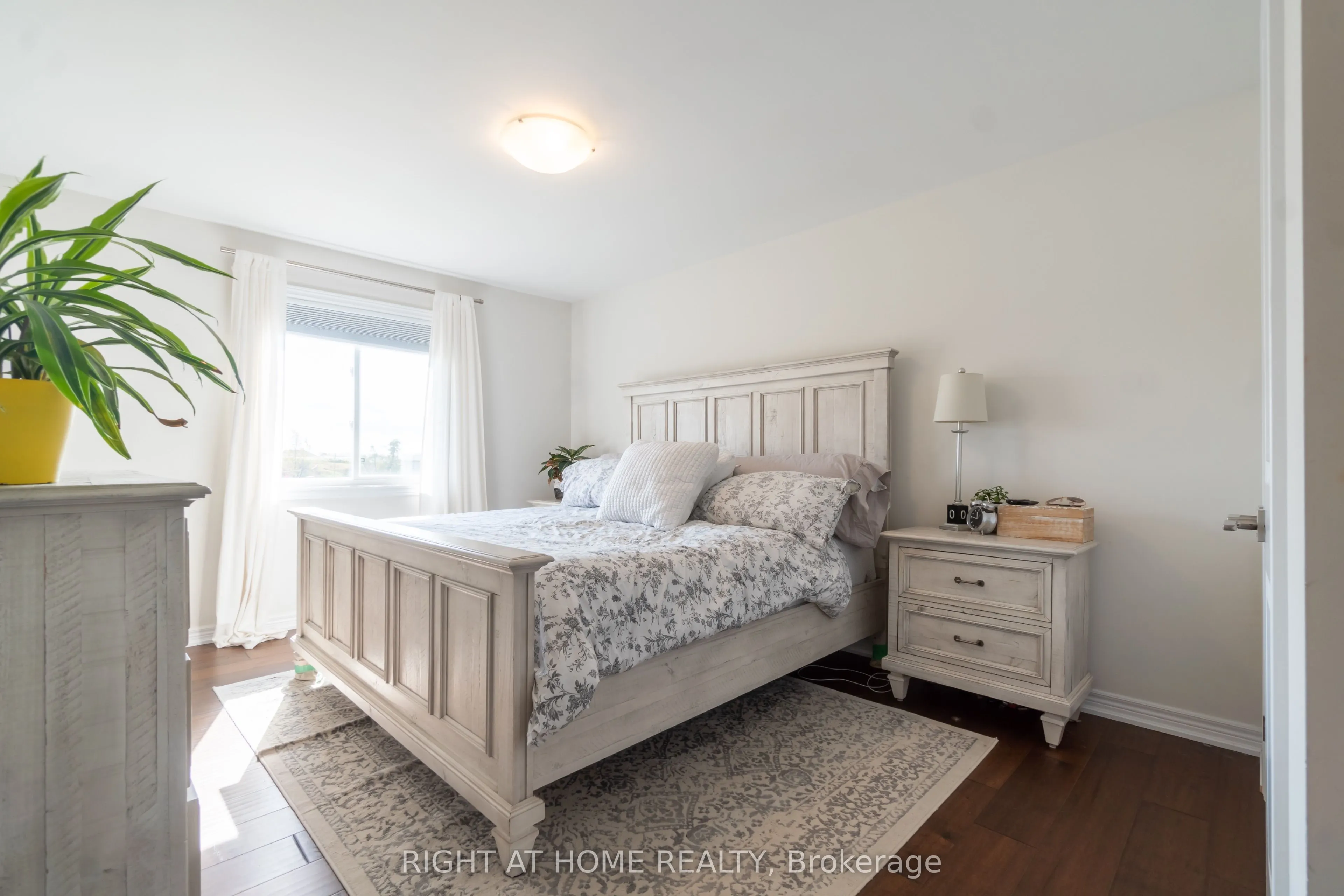 21 Lamb Crescent