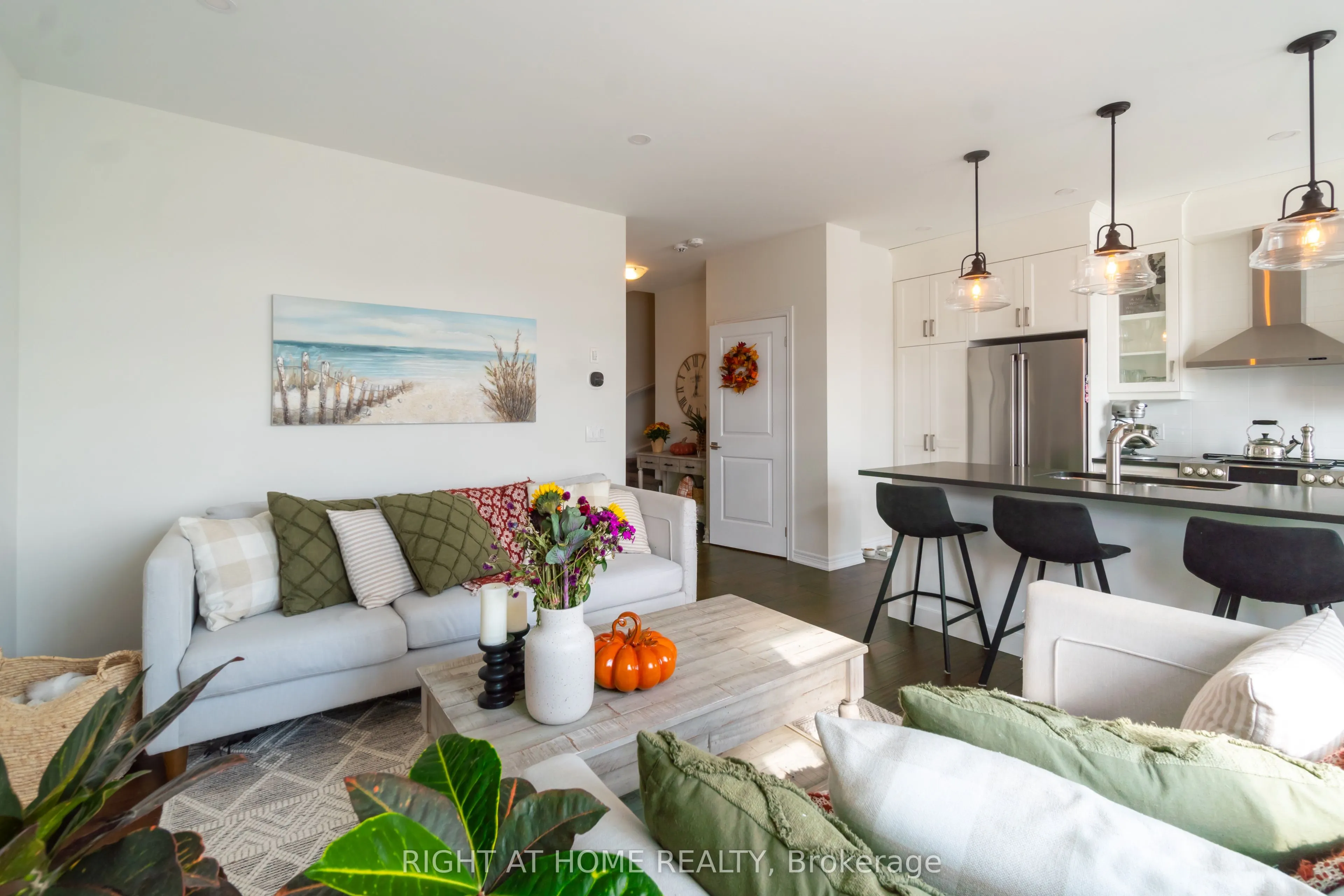 21 Lamb Crescent