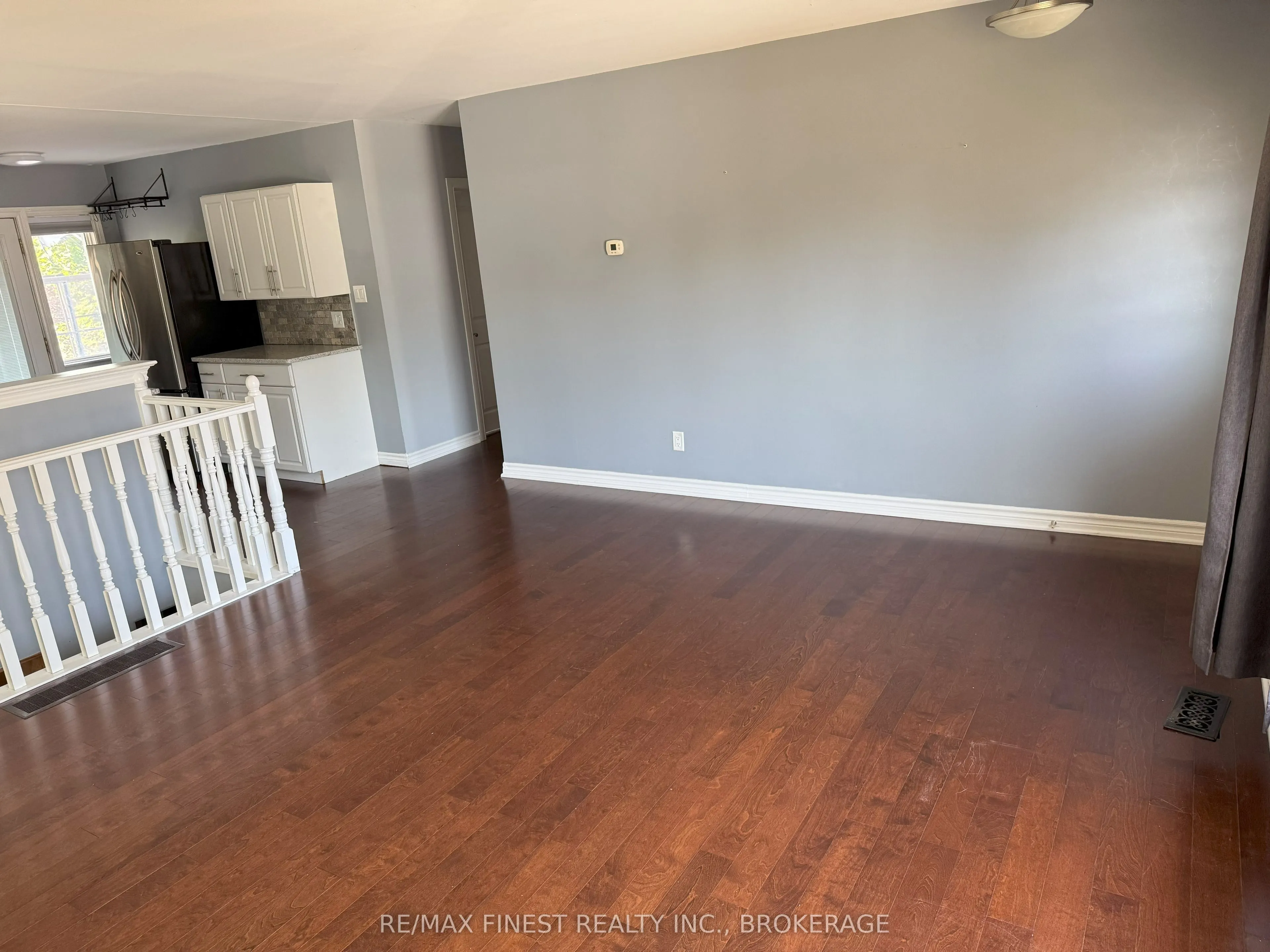 90 Morenz Crescent