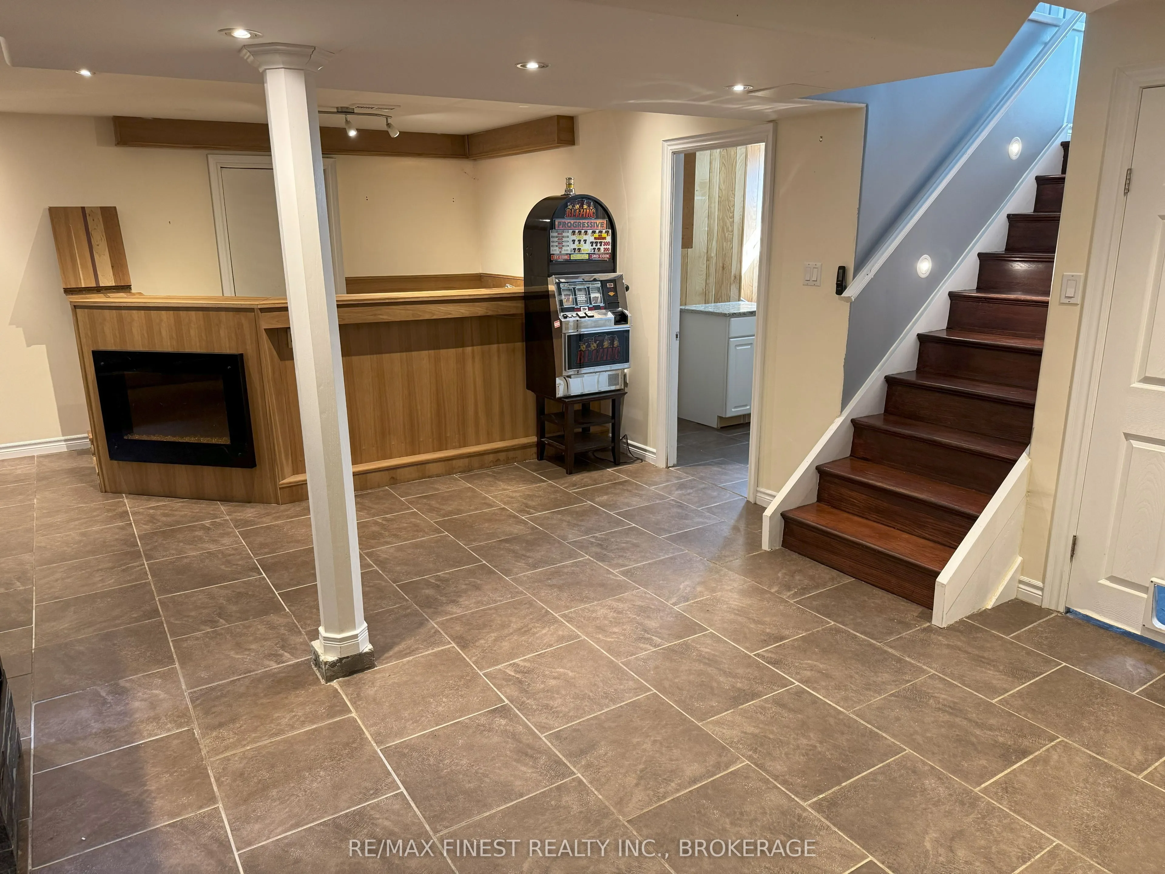 90 Morenz Crescent