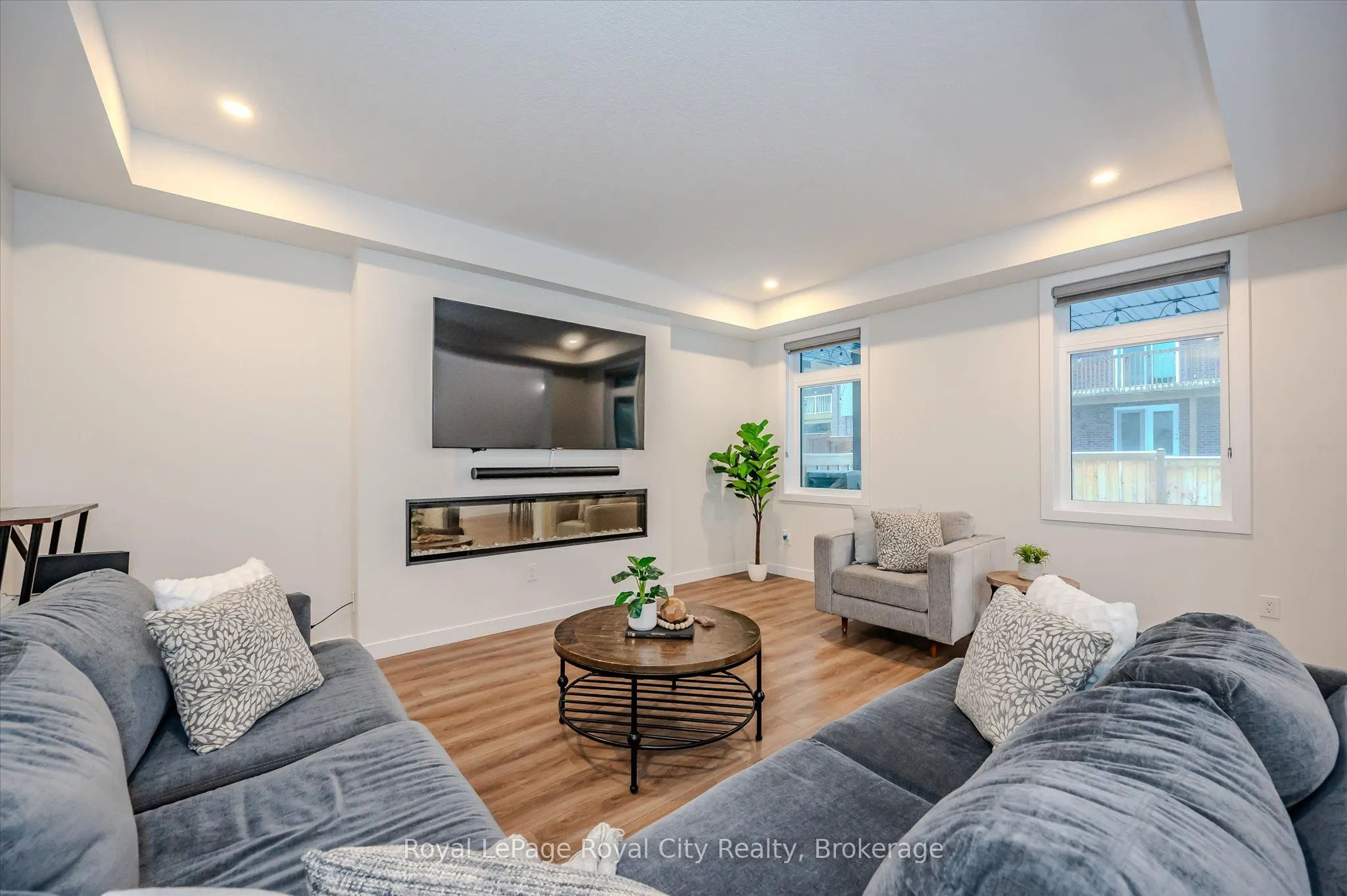 49 Ryder Avenue