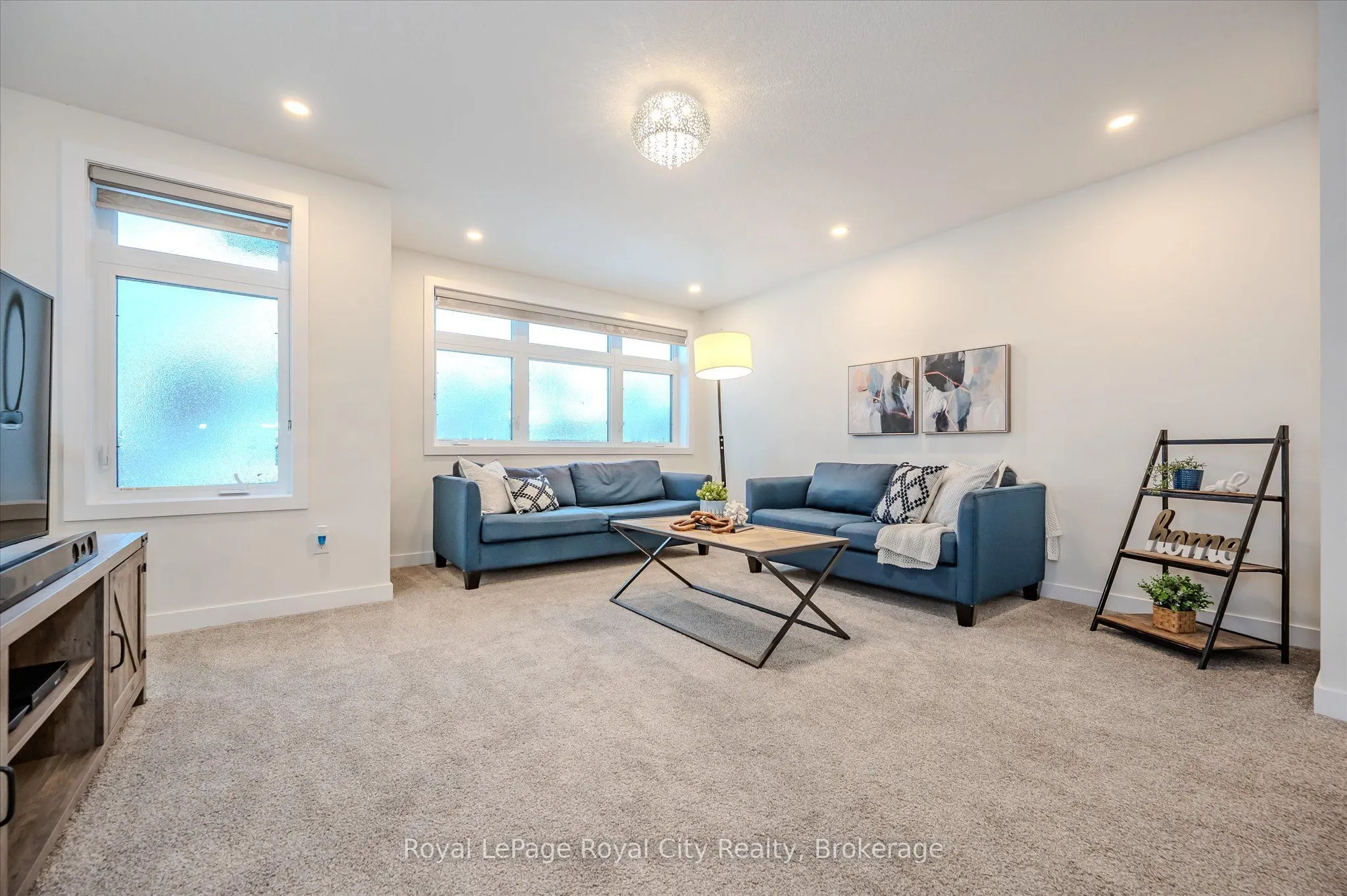 49 Ryder Avenue