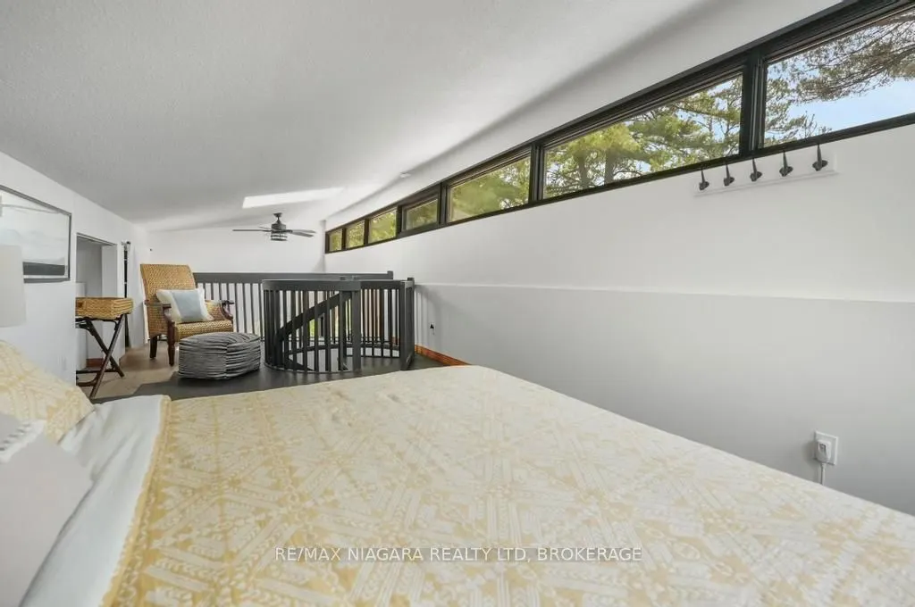 1009 Mercedes Drive N