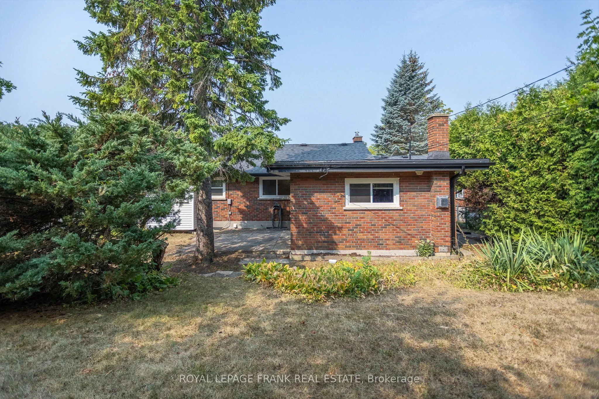 976 Glebemount Crescent