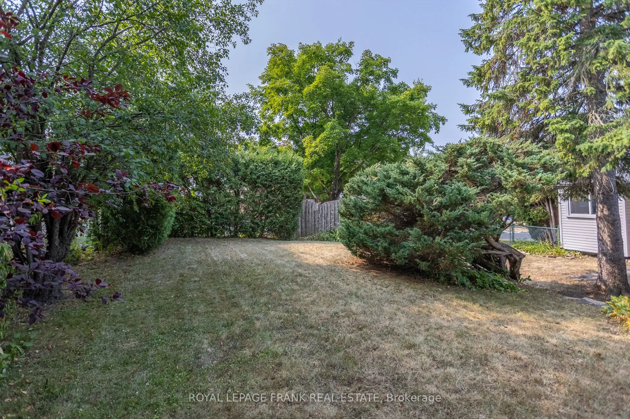 976 Glebemount Crescent