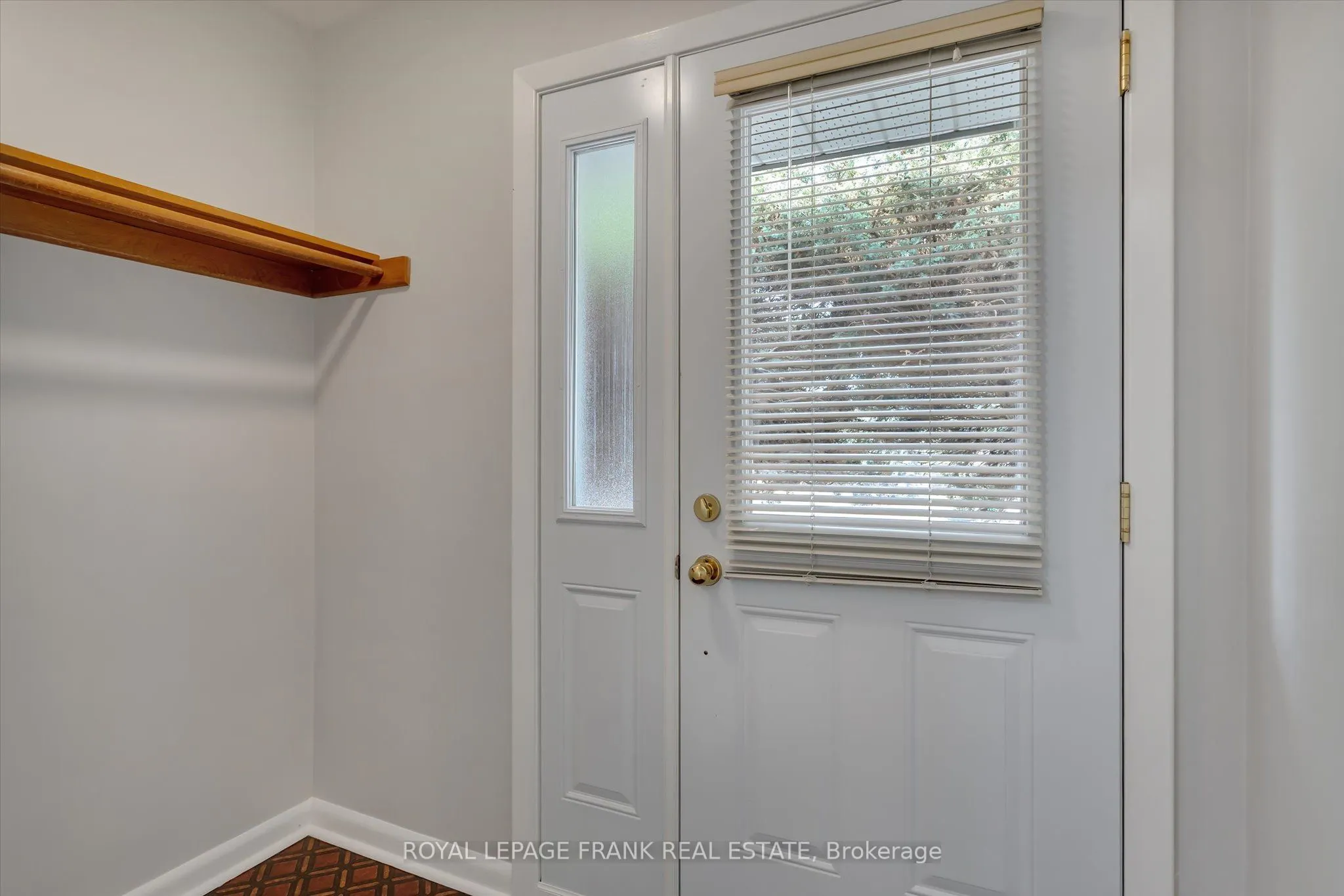 976 Glebemount Crescent