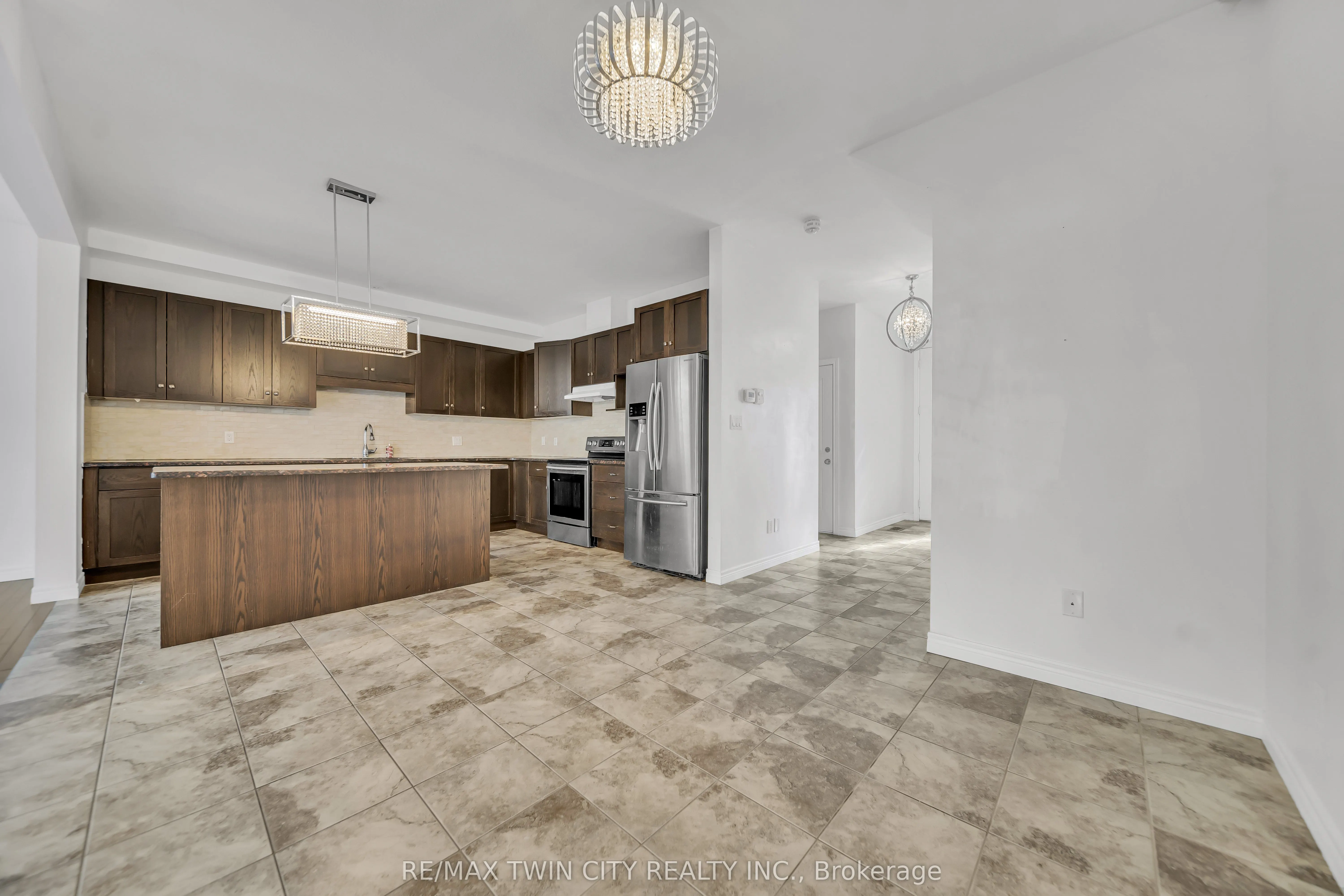 182 Eden Oak Trail