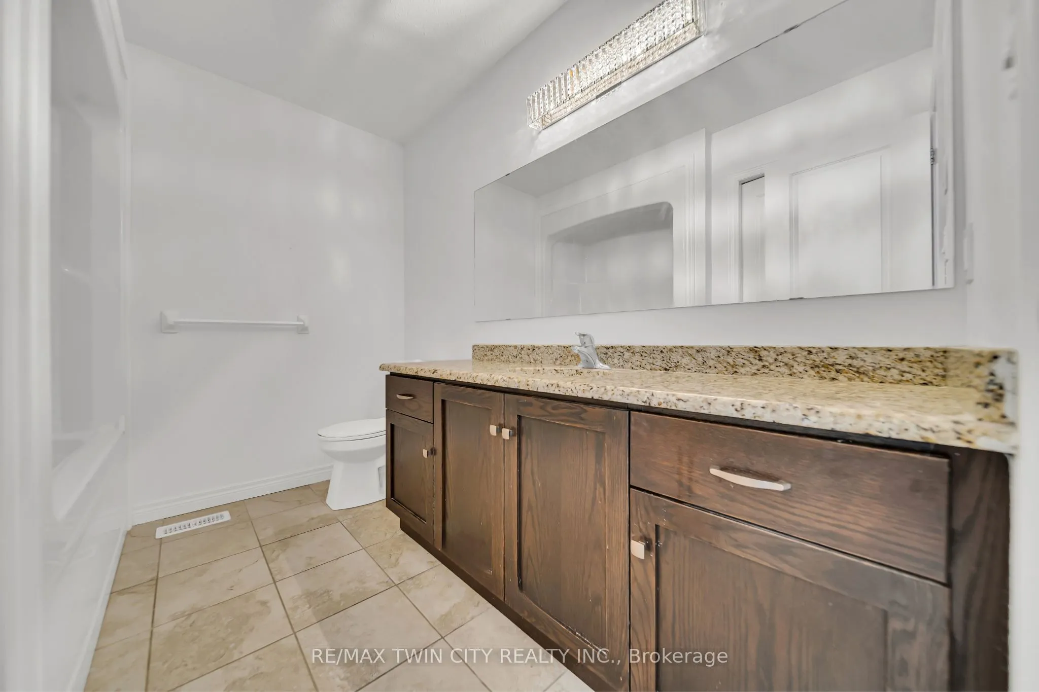 182 Eden Oak Trail