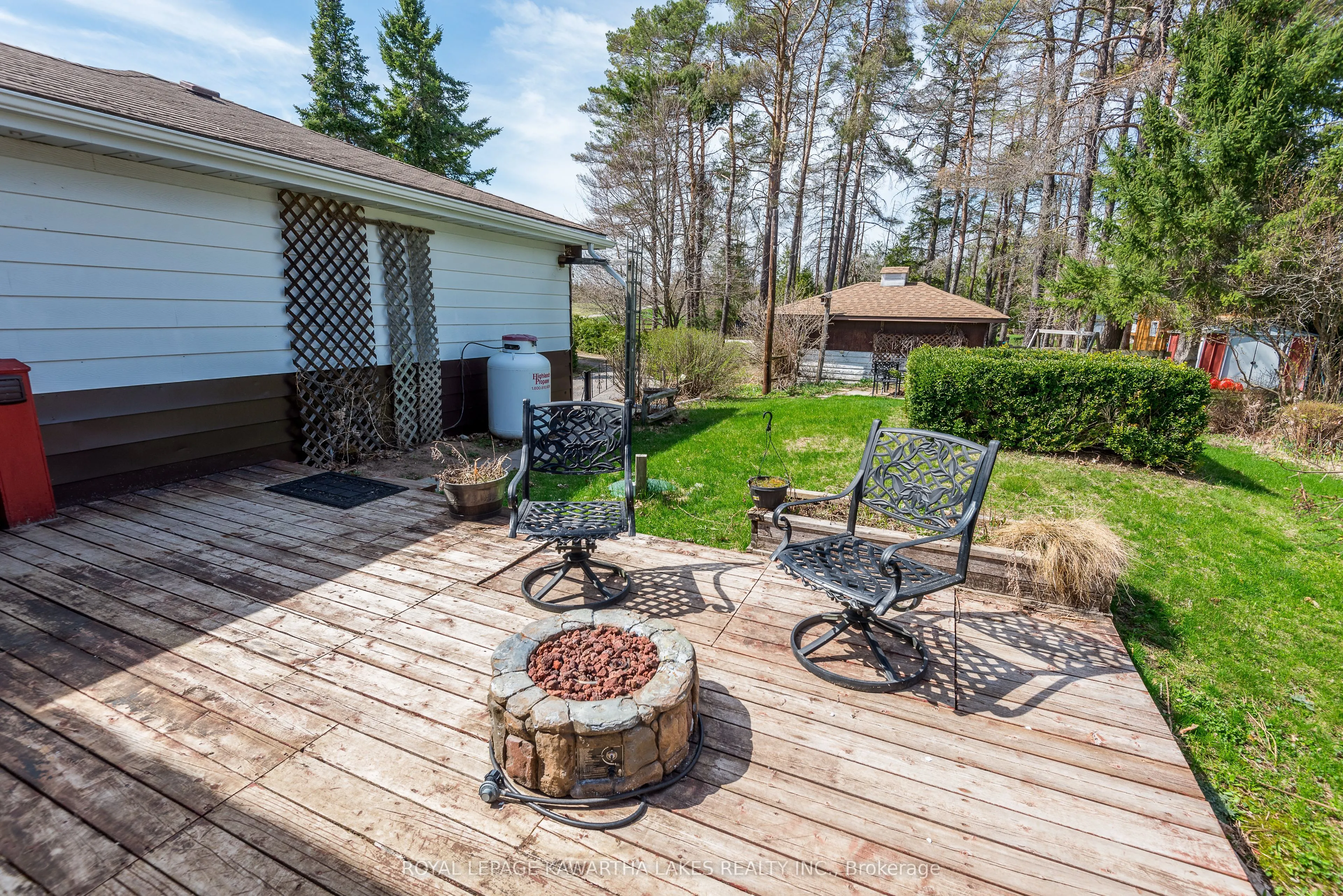 85 Thomas Drive