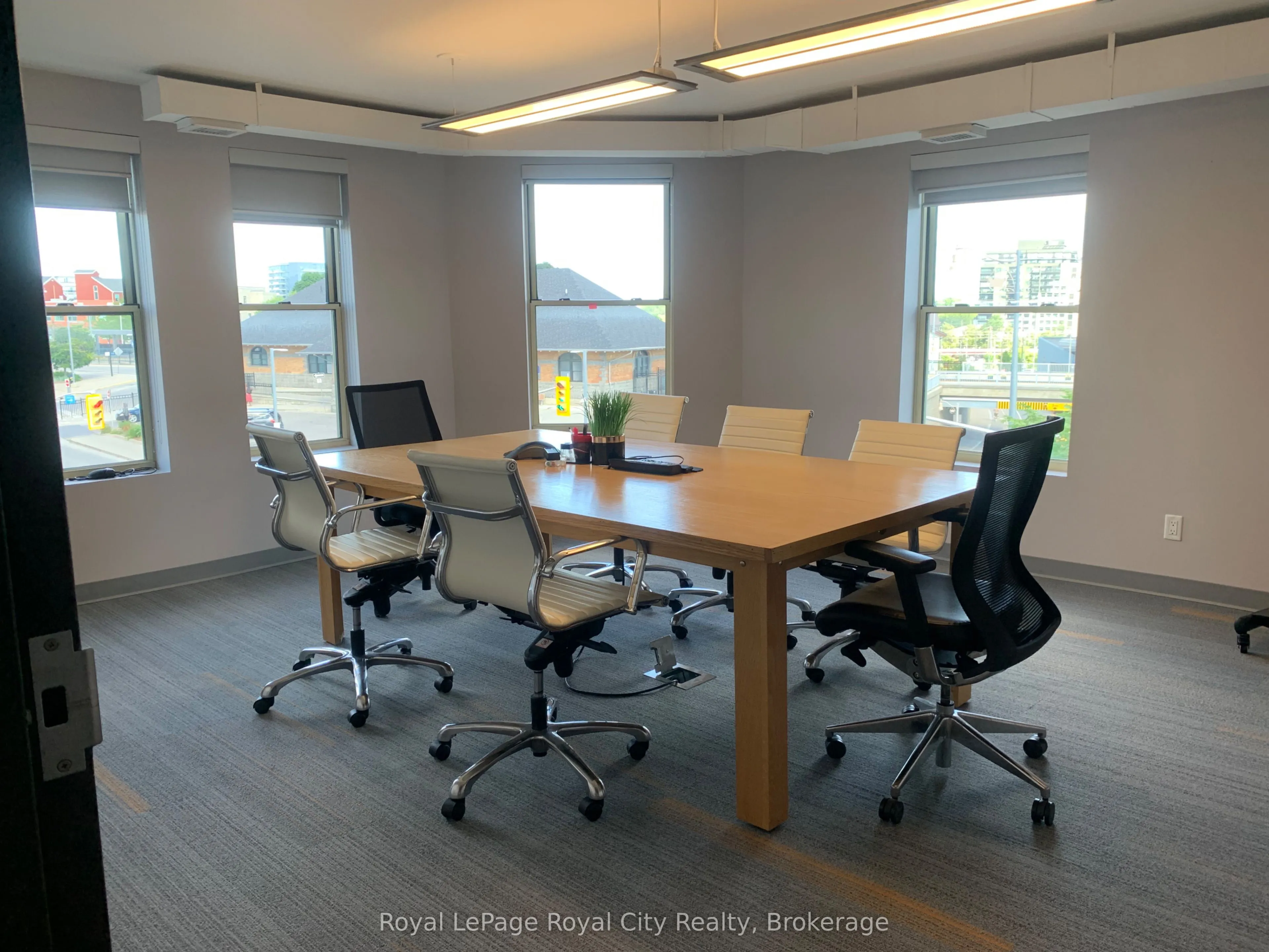2 Wyndham Street N, #second floor