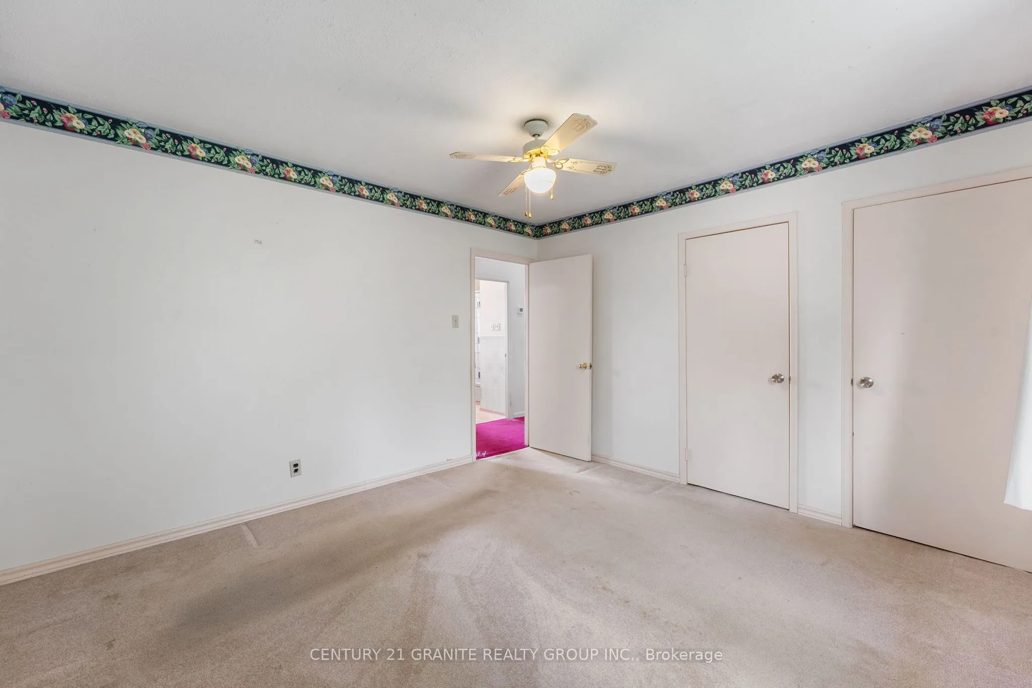 24 Great Oak Street
