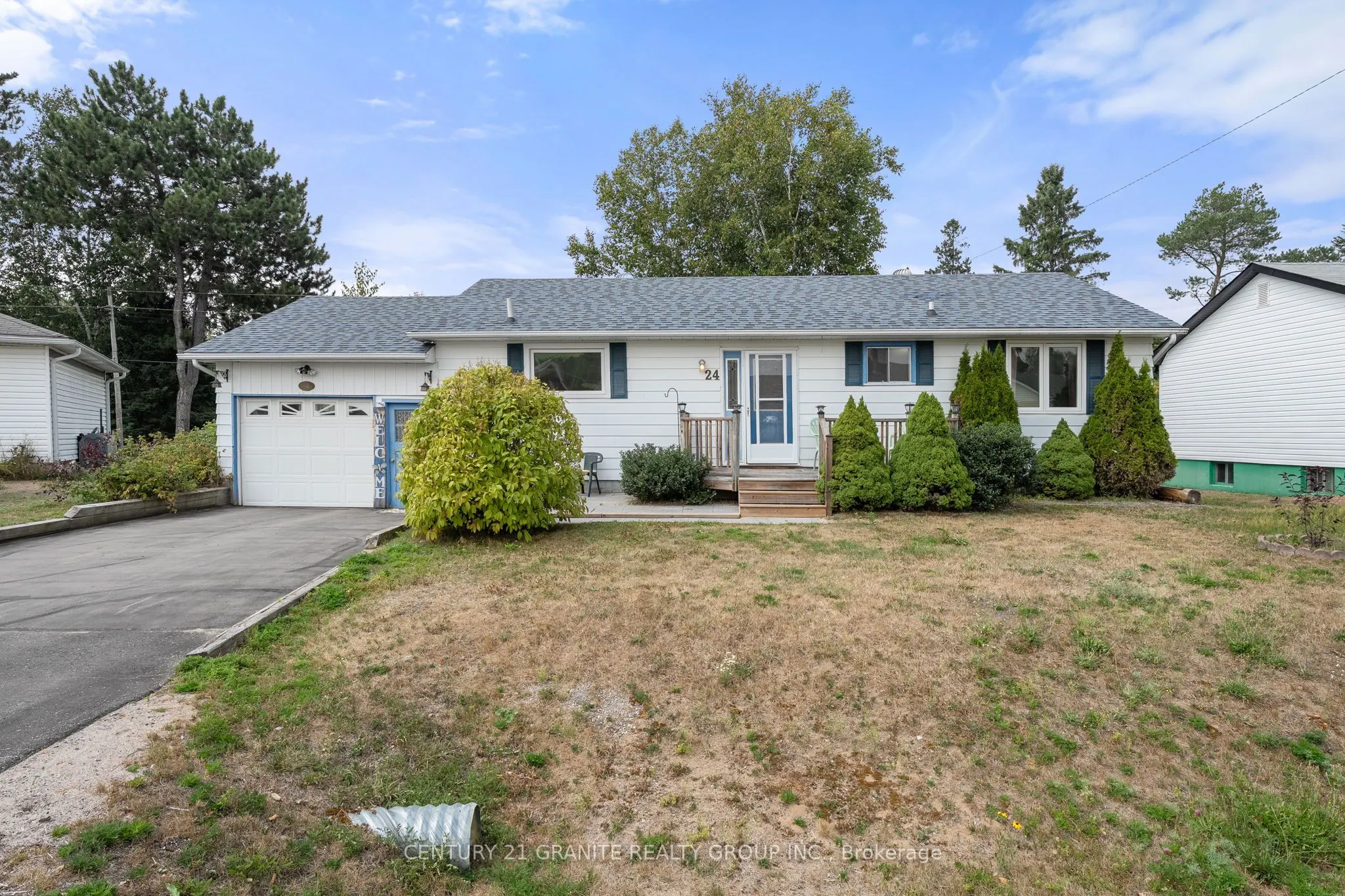 24 Great Oak Street