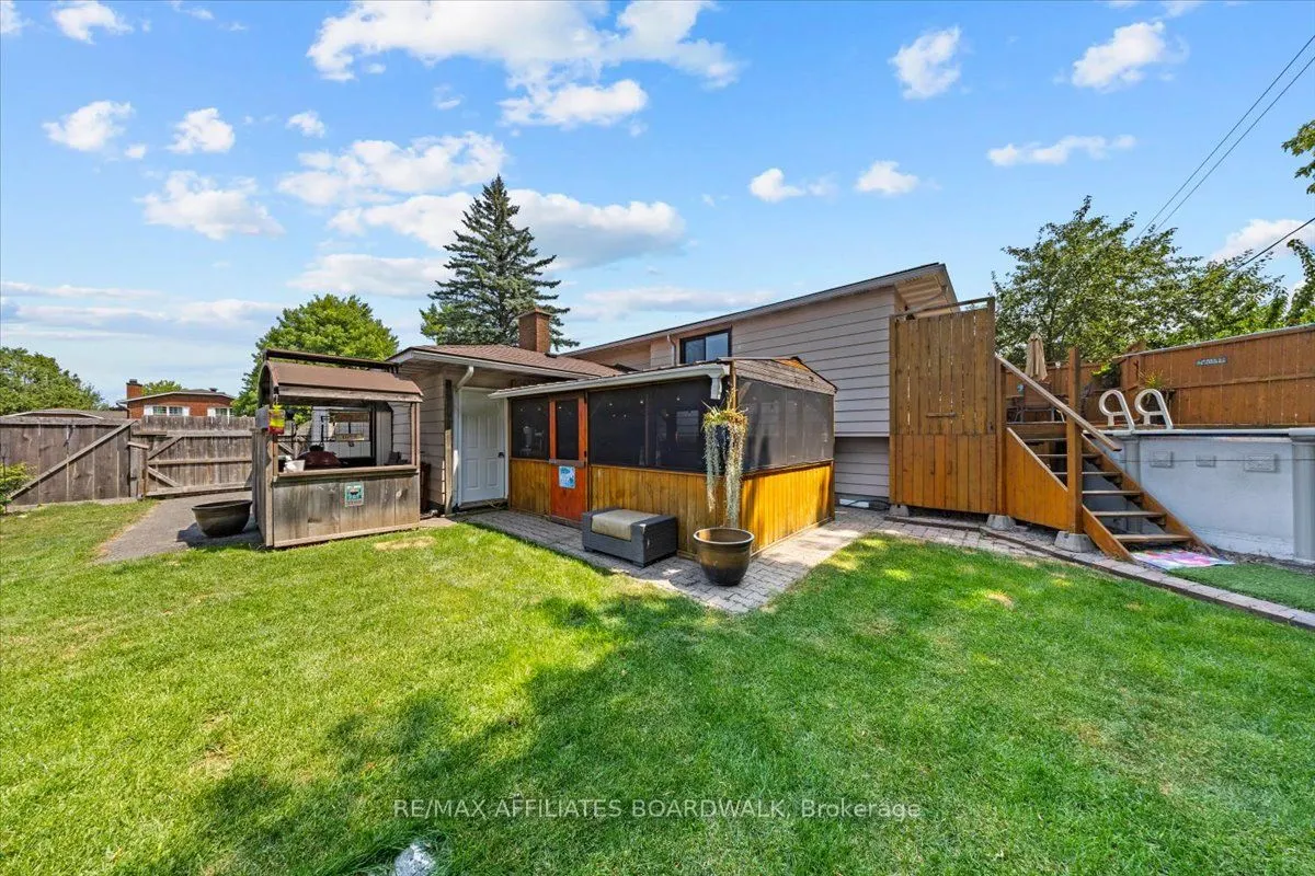 16 Coolbrook Crescent