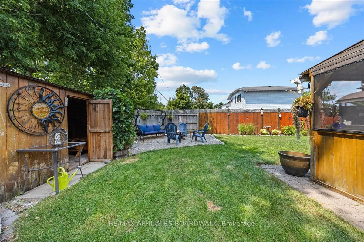 16 Coolbrook Crescent