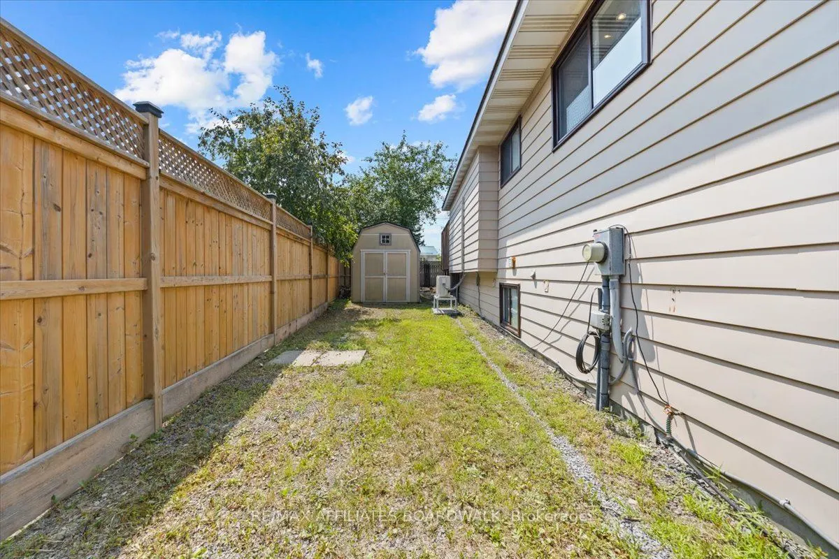 16 Coolbrook Crescent