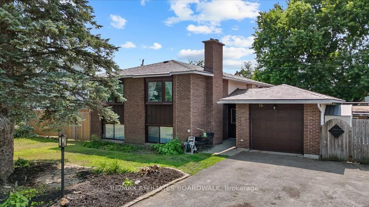 16 Coolbrook Crescent