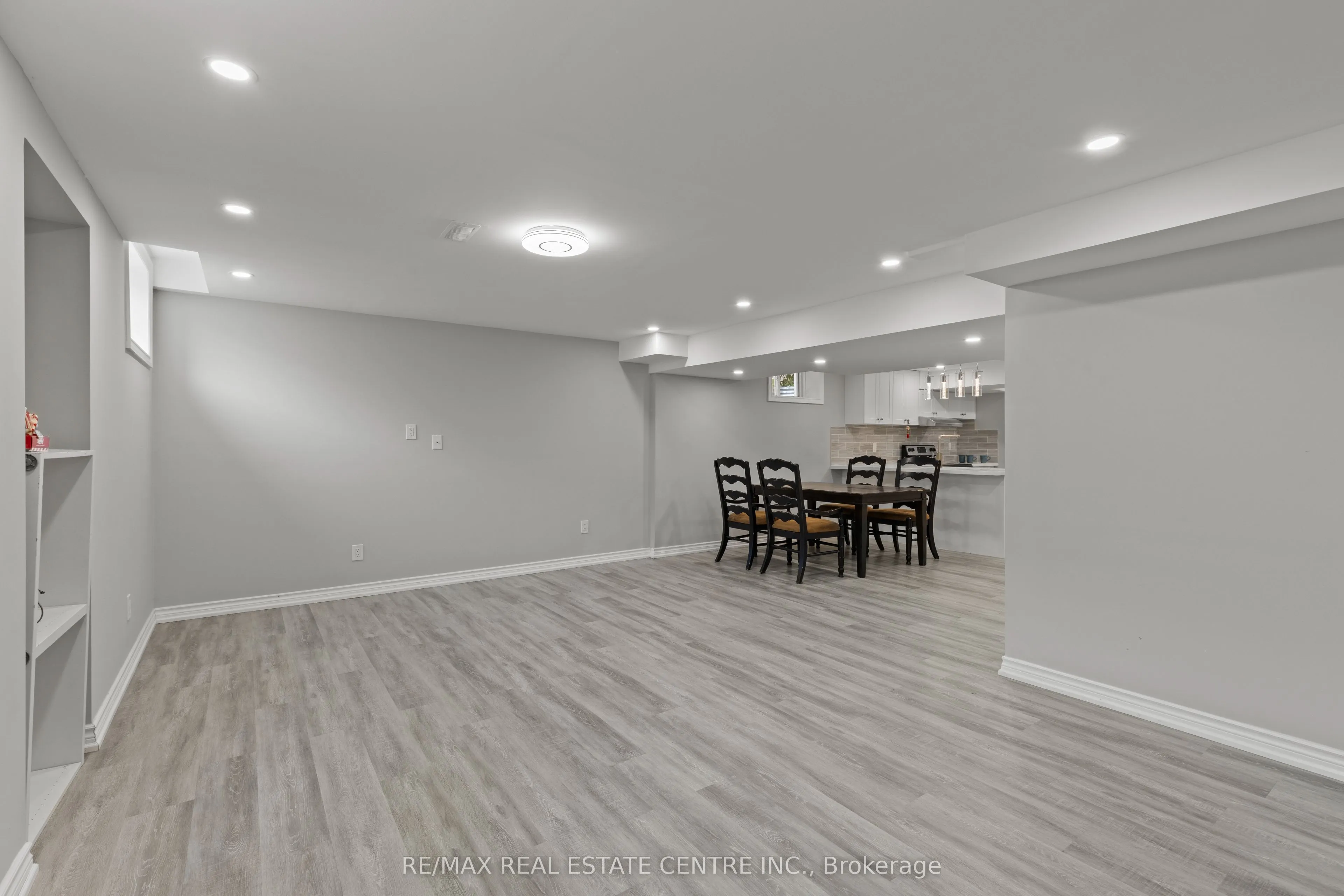 135 Raymond Road