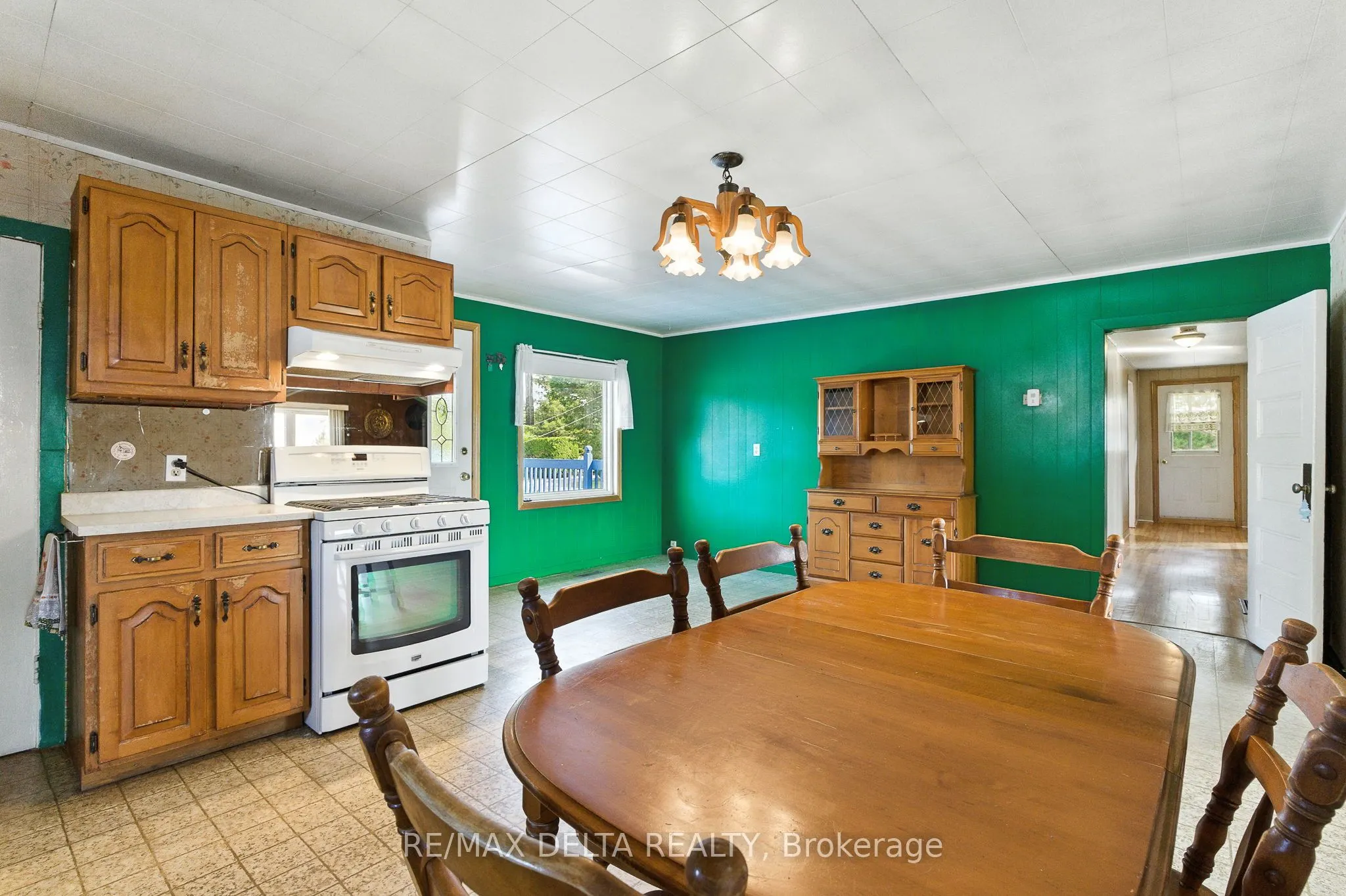 3560 Drouin Road