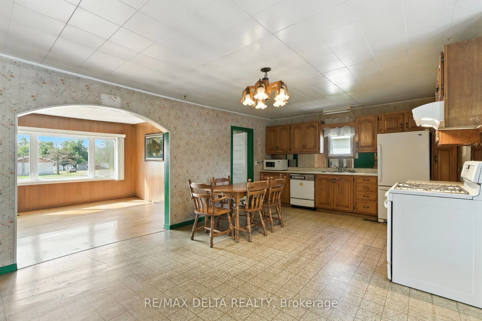 3560 Drouin Road