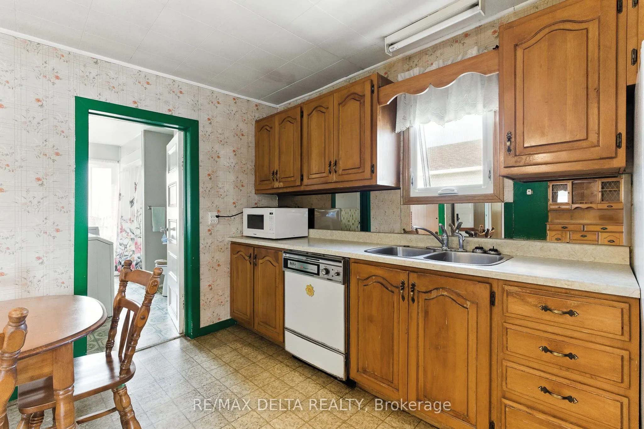 3560 Drouin Road