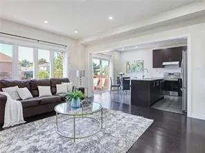 4 Slater Street