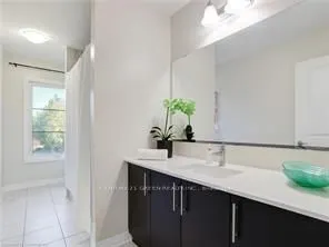 4 Slater Street