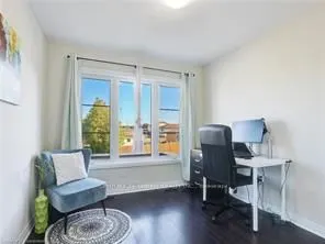 4 Slater Street