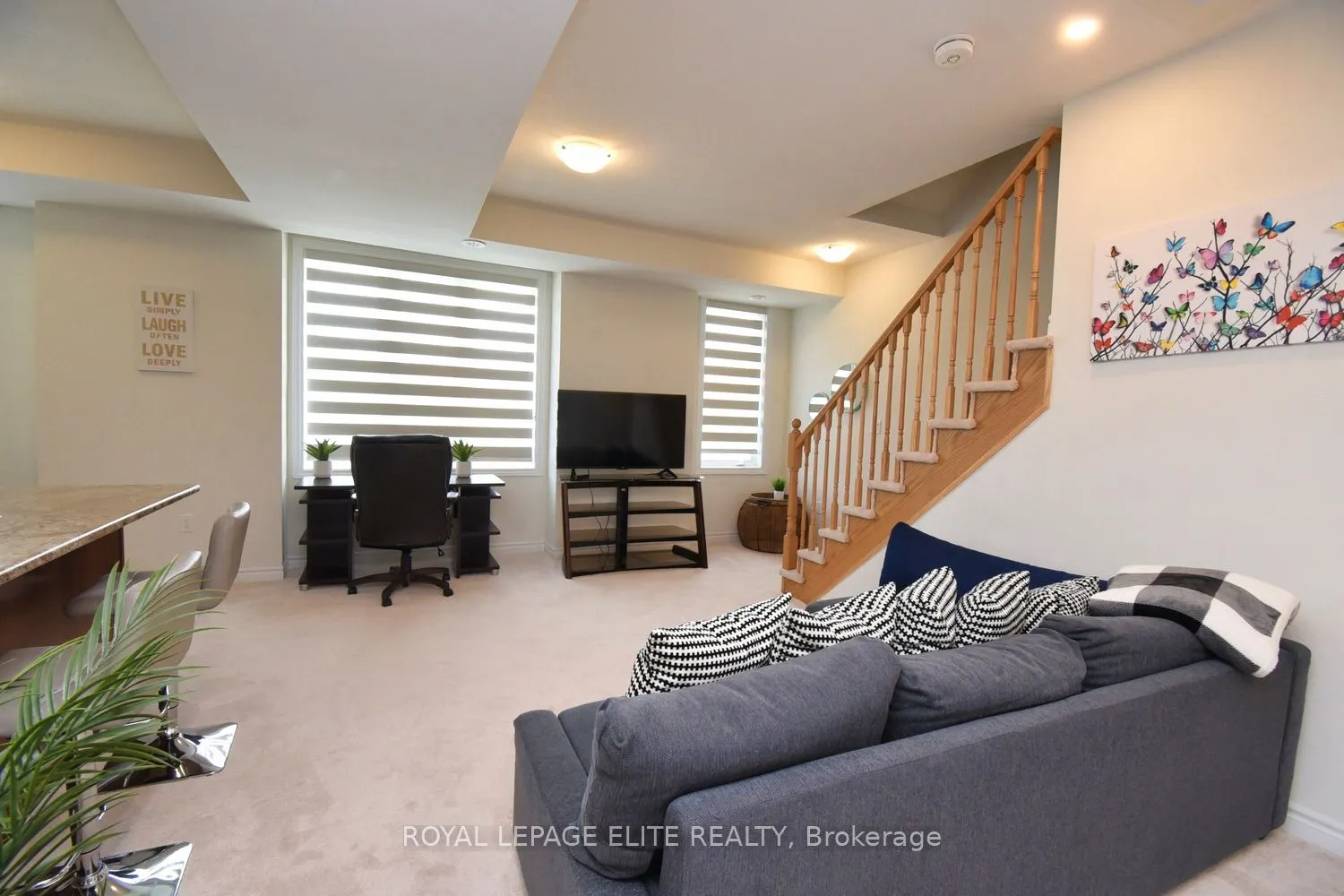 383 DUNDAS Street E, #69
