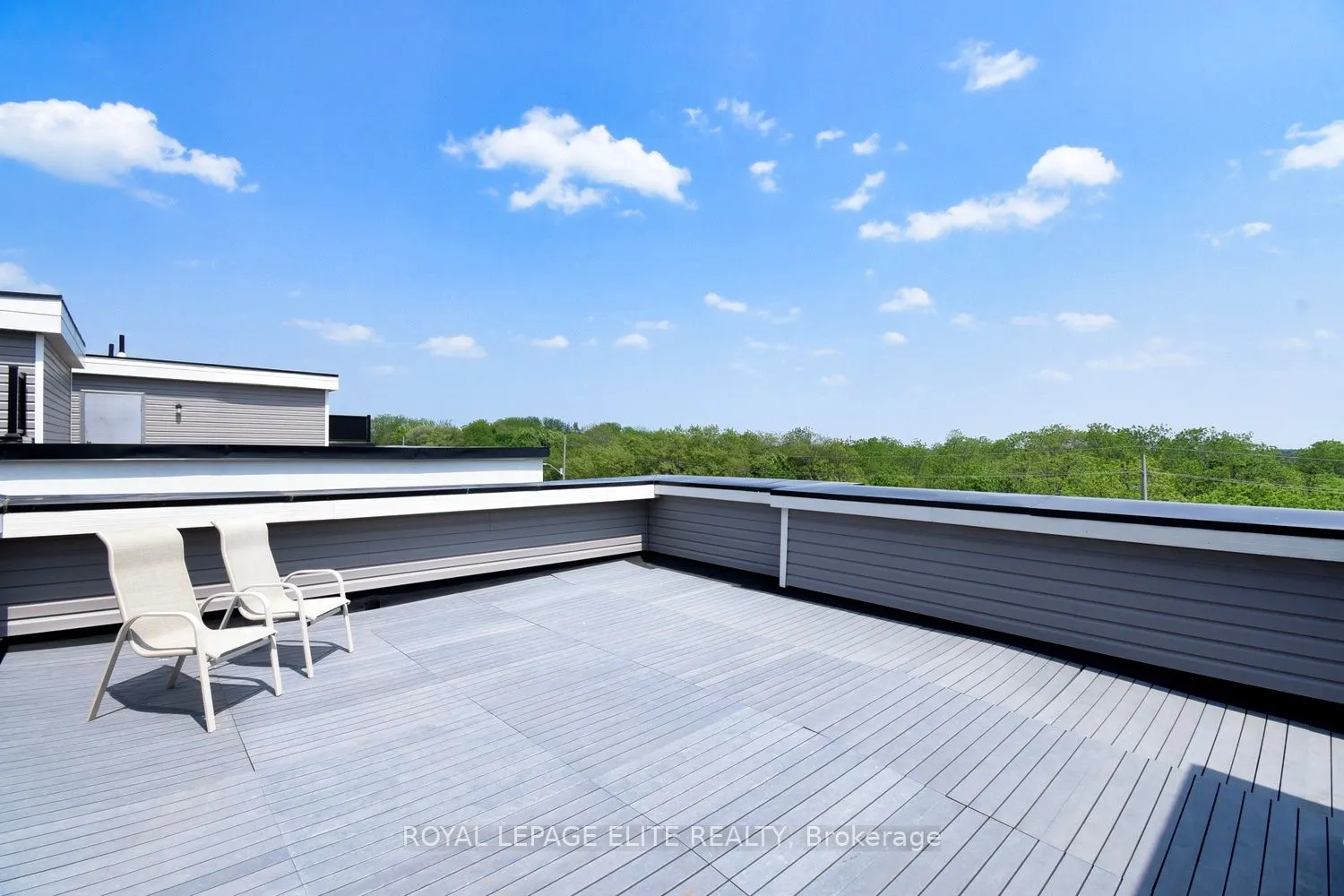383 DUNDAS Street E, #69