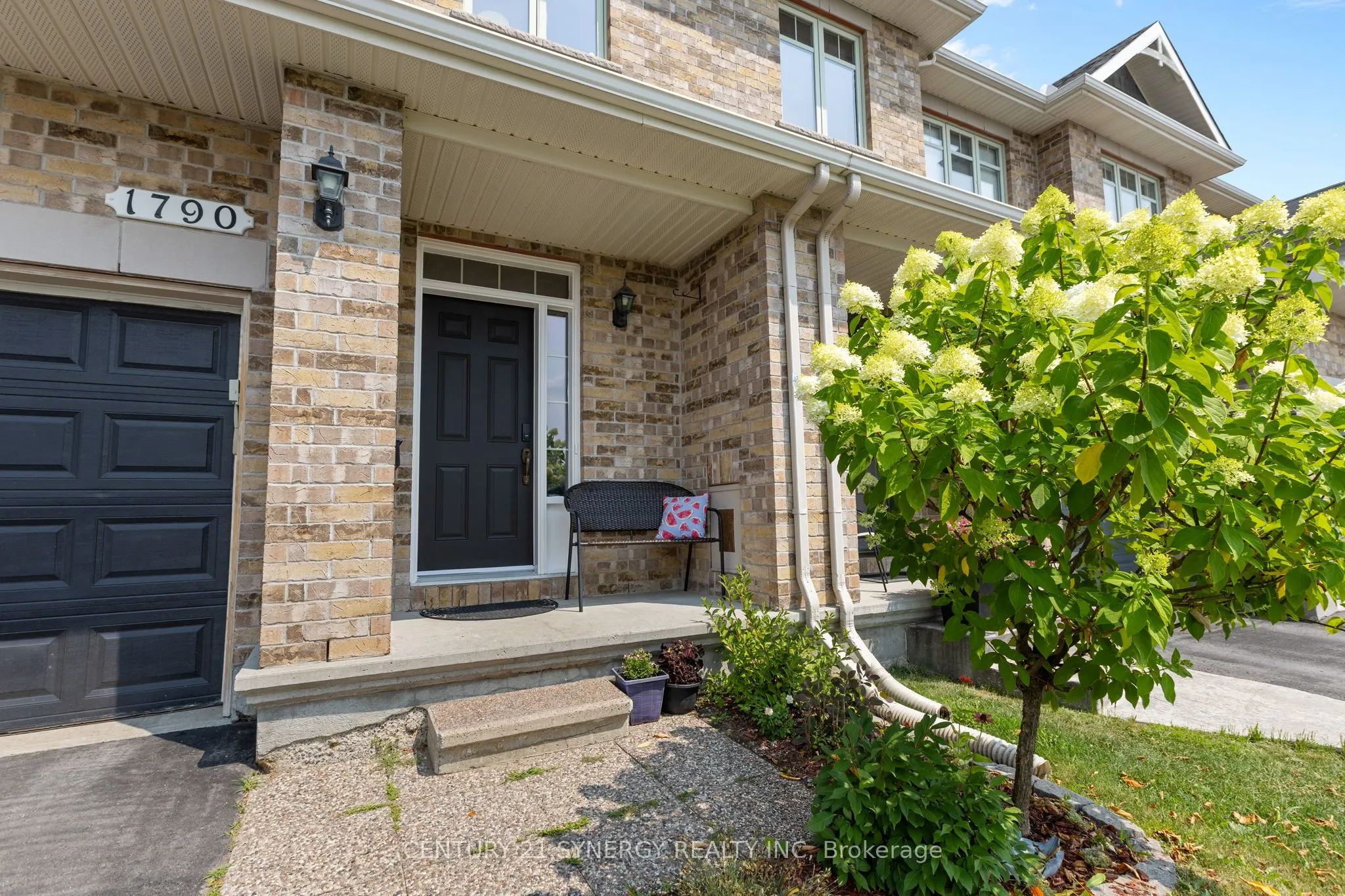 1790 Plainridge Crescent