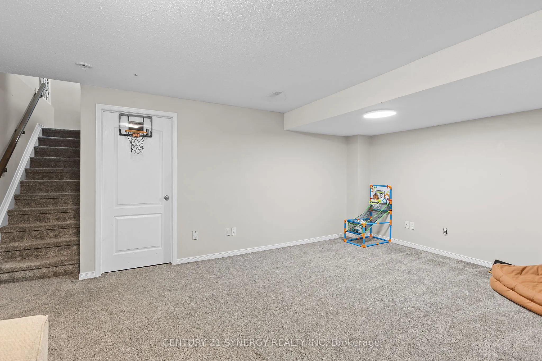 1790 Plainridge Crescent